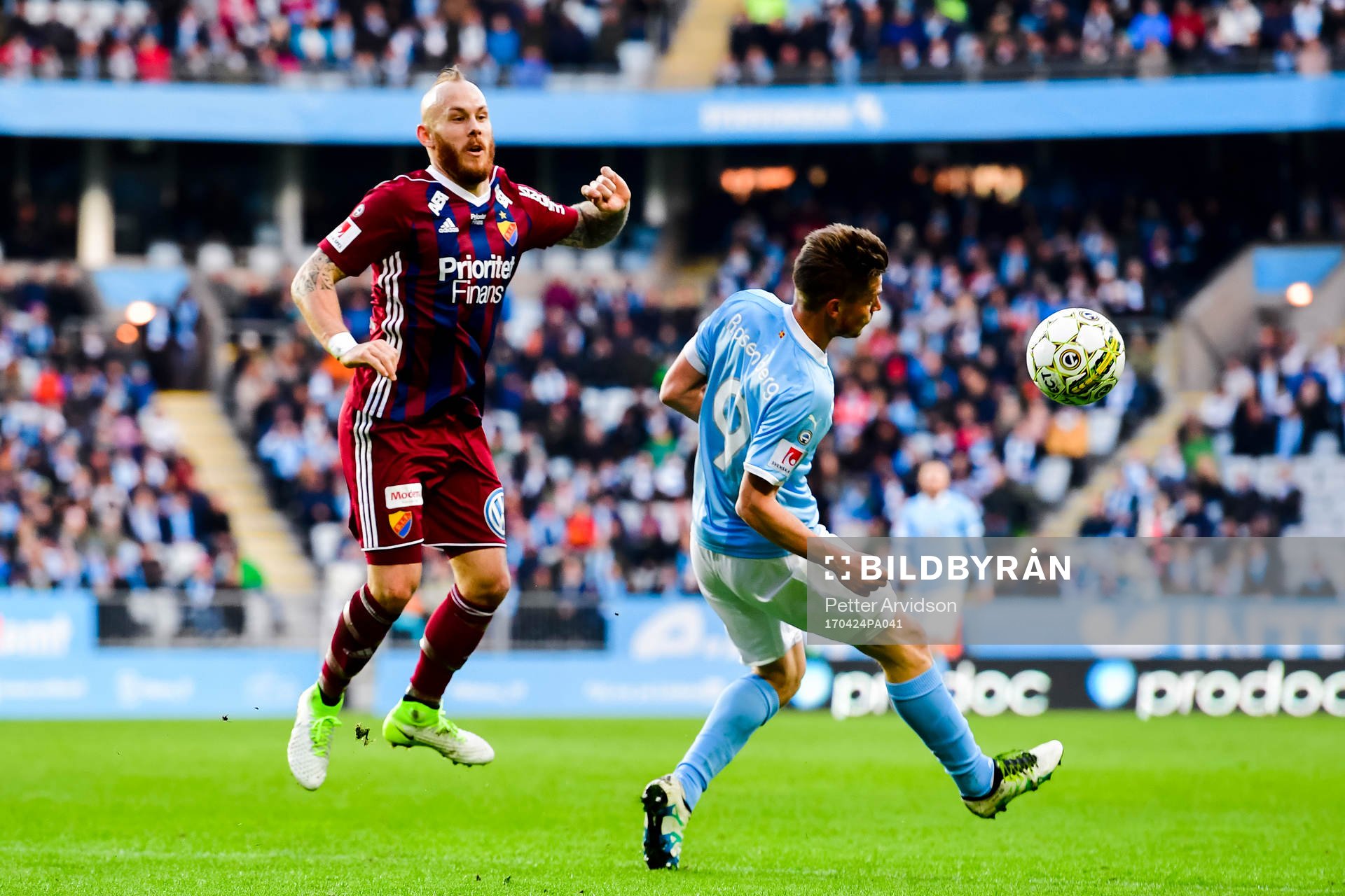 Djurgårdens Magnus Eriksson och Malmö FFs Markus Rosenberg