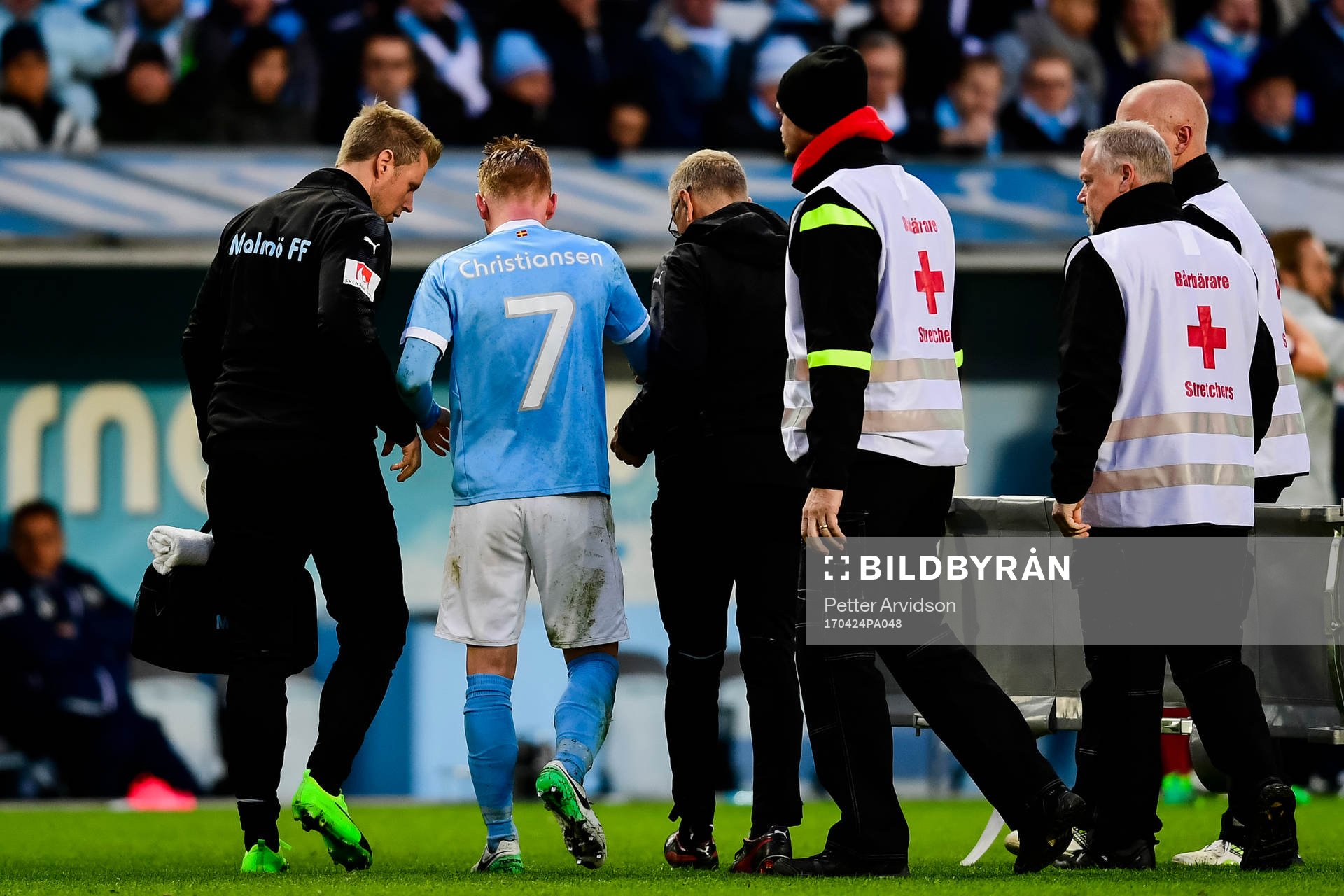 Malmö FFs Anders Christiansen lämnar planen
