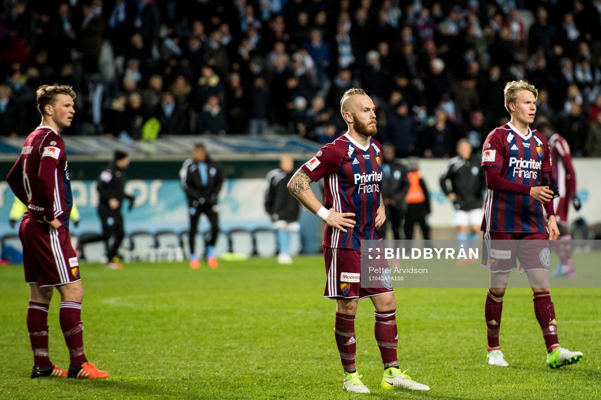 Djurgårdens Magnus Eriksson (m) deppar
