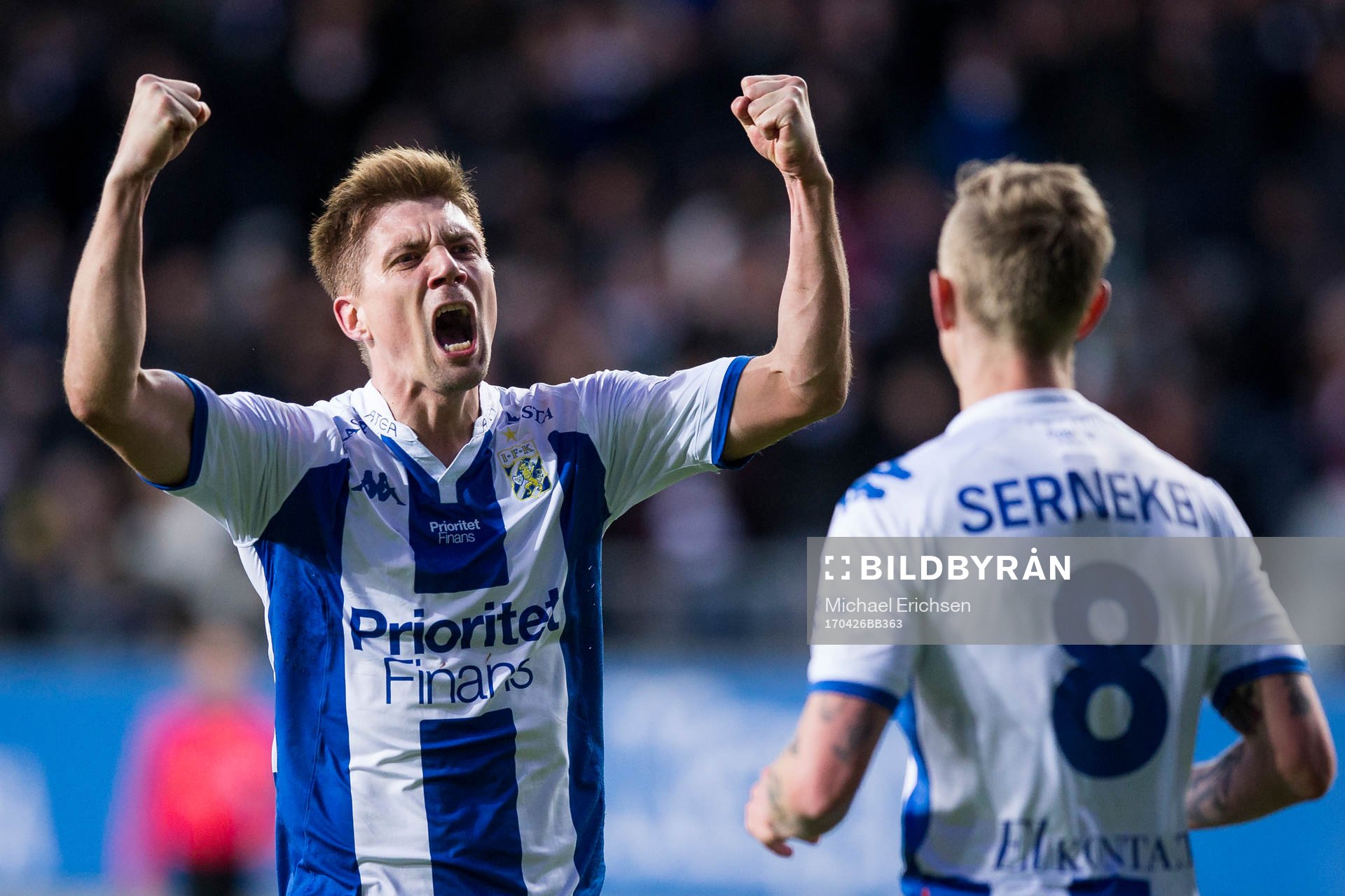 IFK Göteborgs Mikael Boman jublar  ihop med Sören Rieks