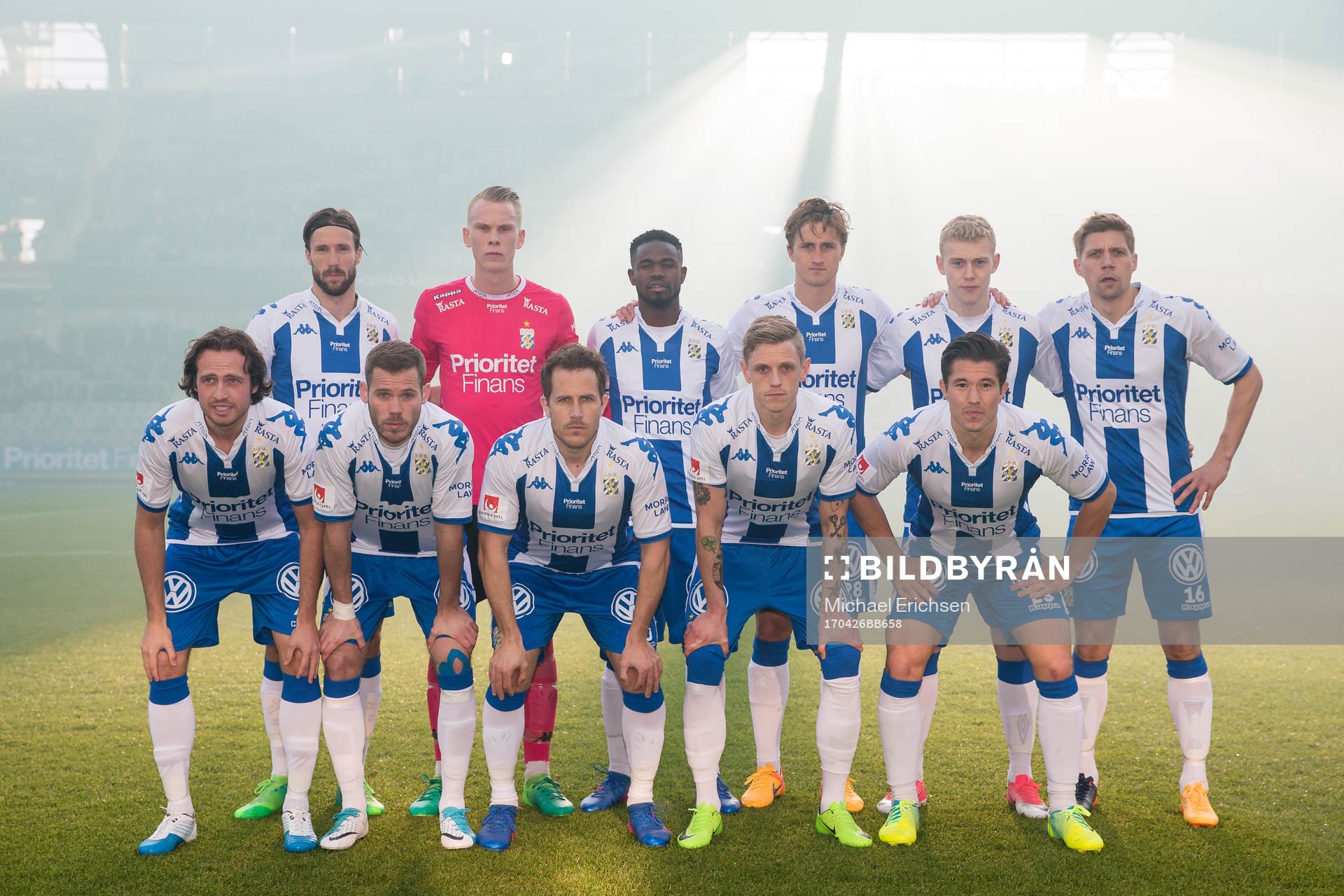 IFK Göteborgs startelva övre raden fr.v. Mattias