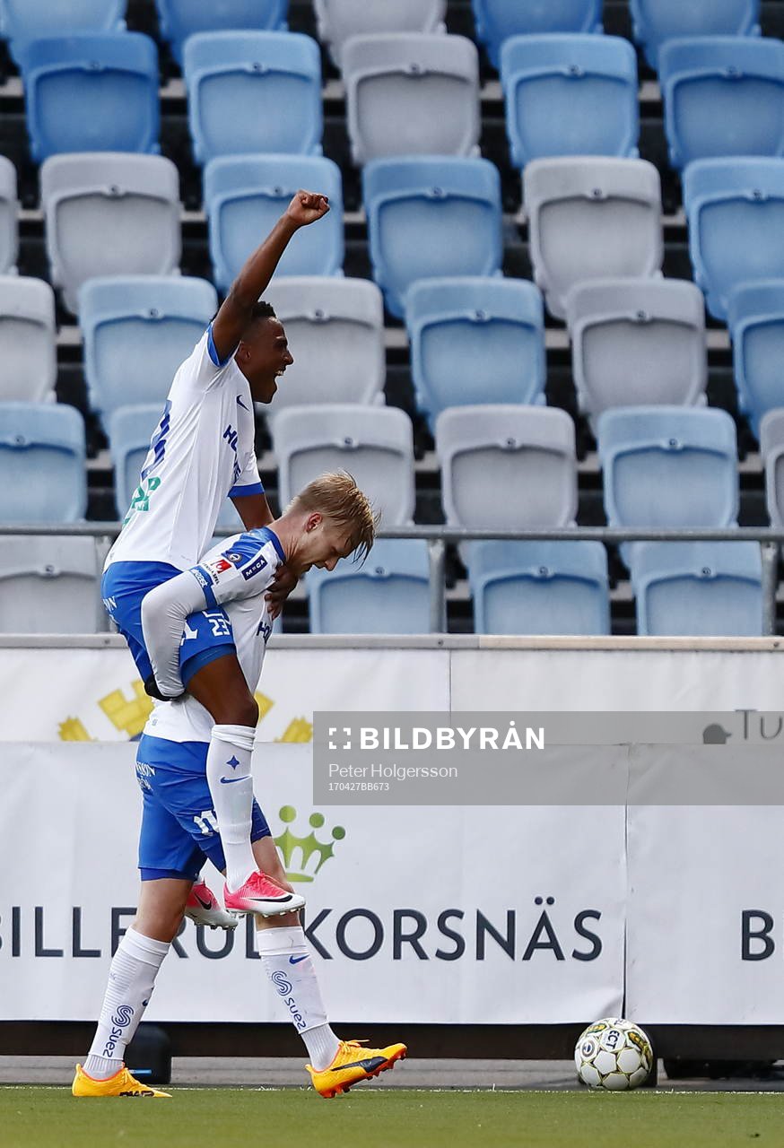 Norrköpings Niclas Eliasson och Kalle Holmberg jublar