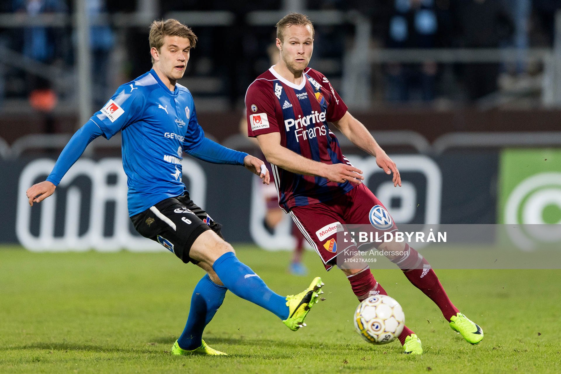 Halmstads Marcus Mathisen och Djurgårdens Gustav Engvall