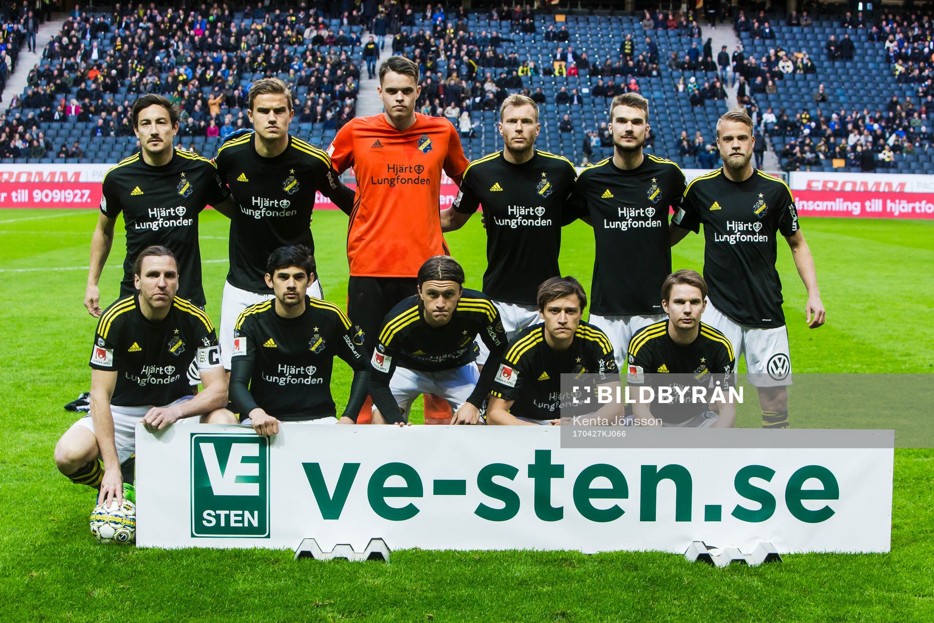 s startelva med Stefan Ishizaki , Eero Markkanen , målvakt
