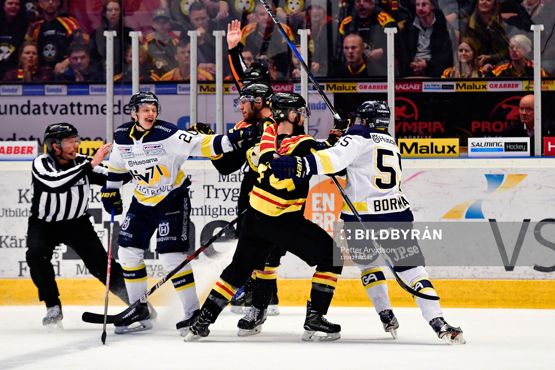 s Lawrence Pilut och Andreas Borgman i bråk med Brynäs