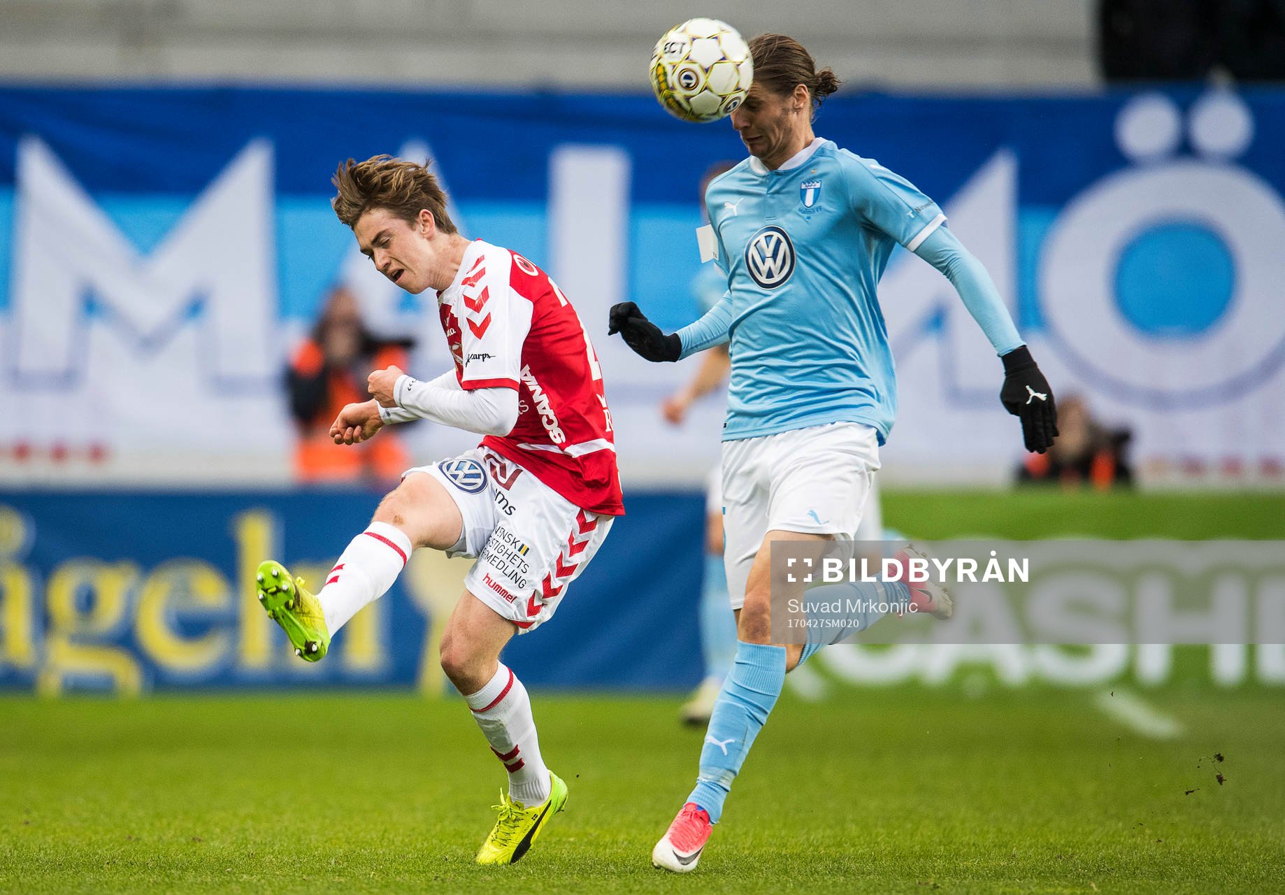 Kalmars Carl Johansson och Malmö FFs Pawel Cibicki