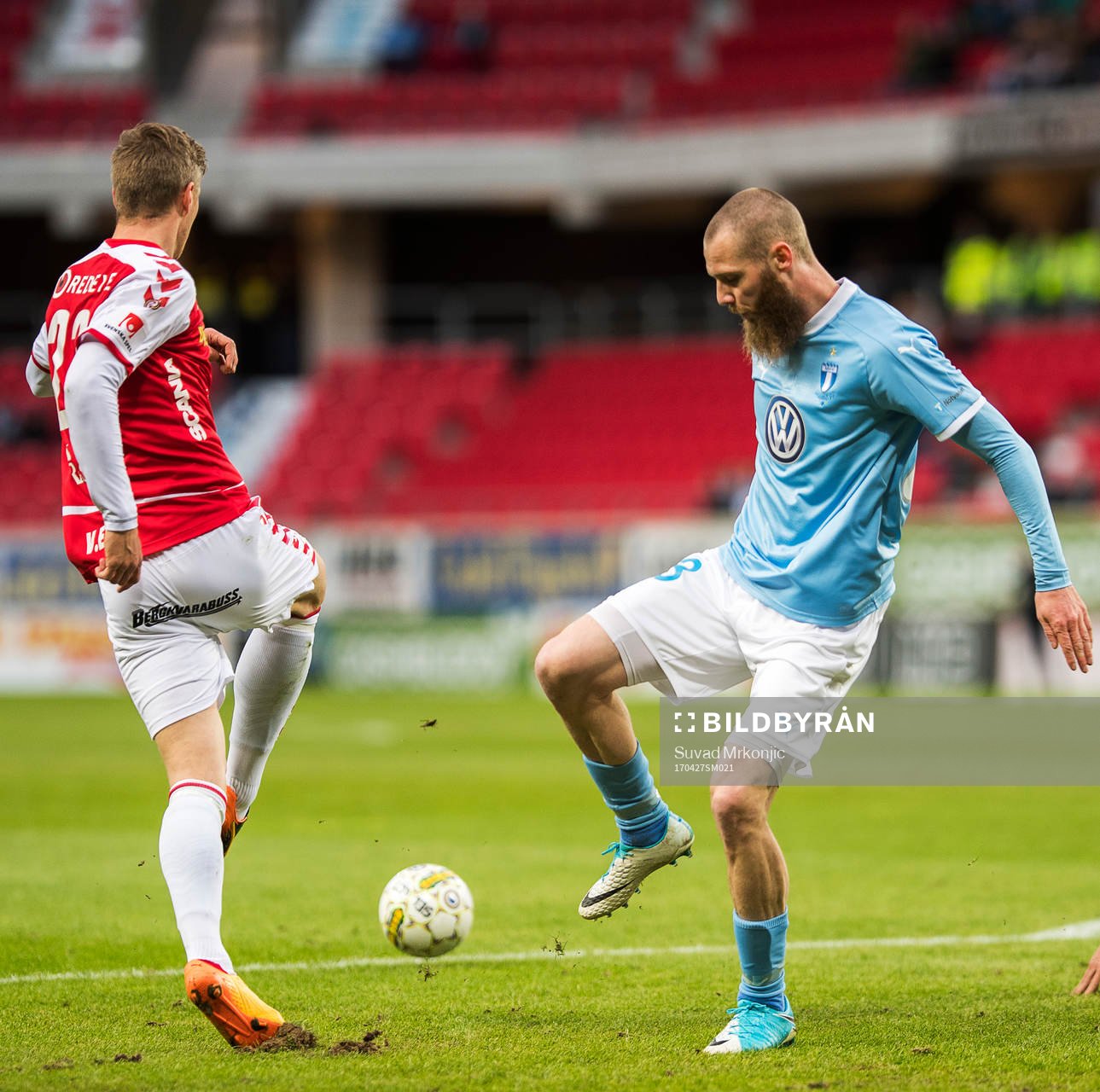 Kalmars Viktor Elm och Malmö FFs Jo Inge Berget