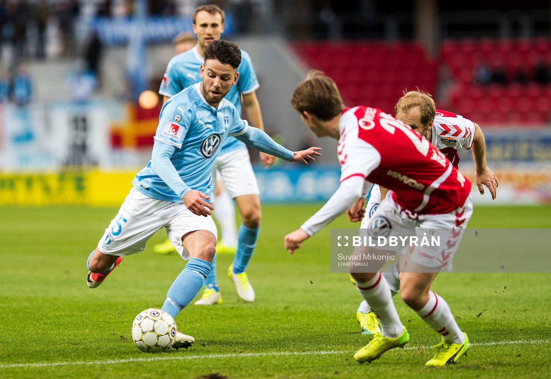 Malmö FFs Erdal Rakip och Kalmars Carl Johansson