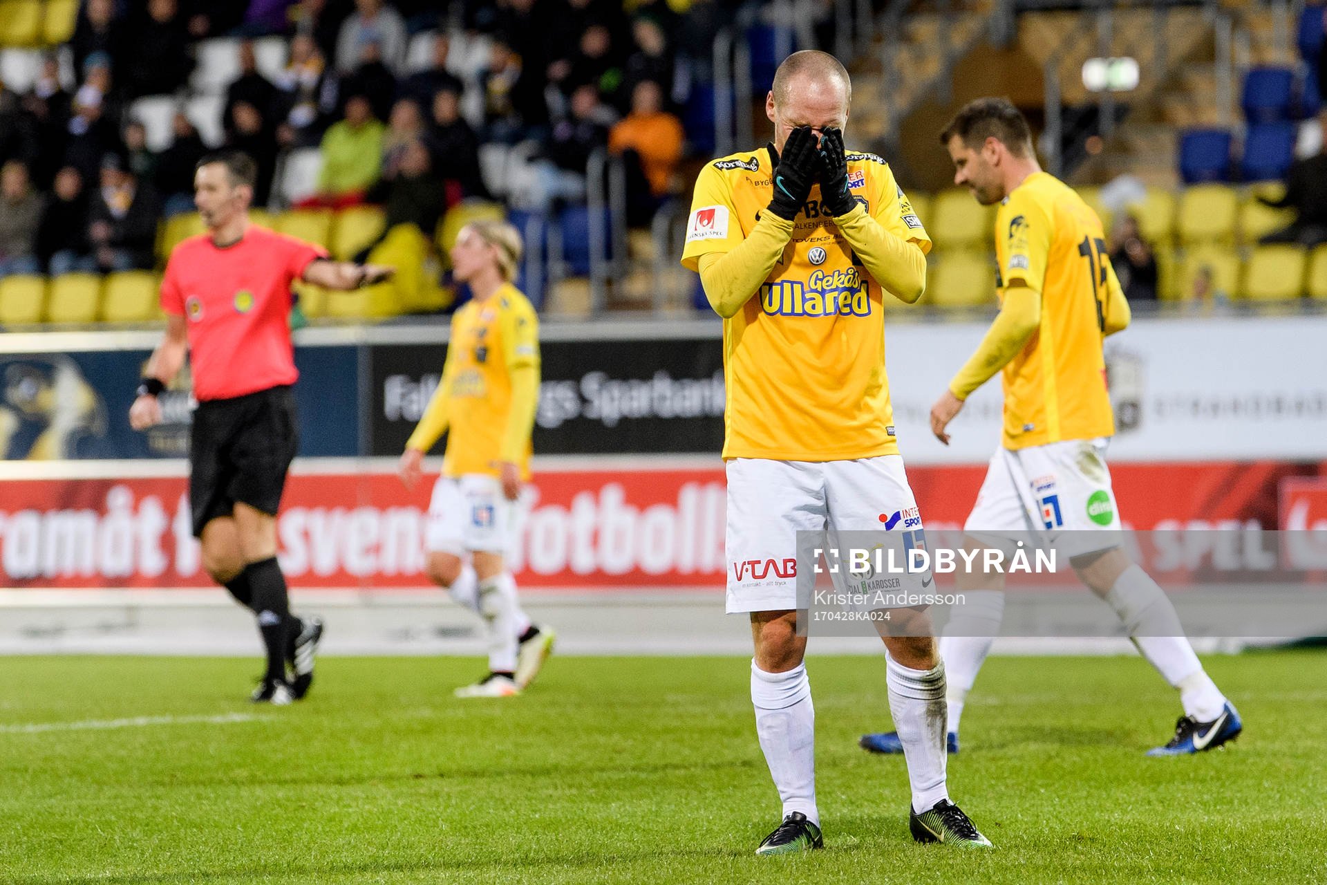 Falkenbergs Christoffer Carlsson deppar