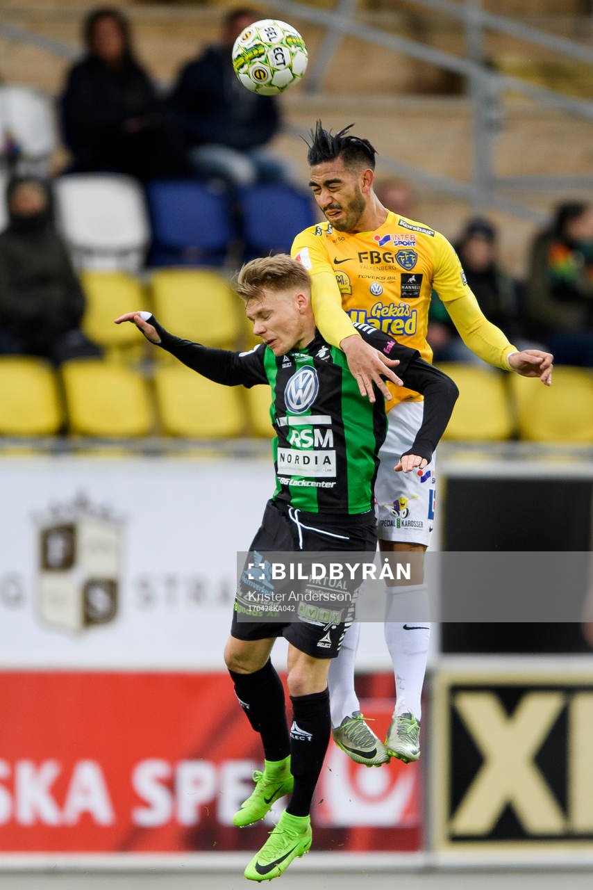 GAIS Johan Svahn och Falkenbergs Amin Nazari