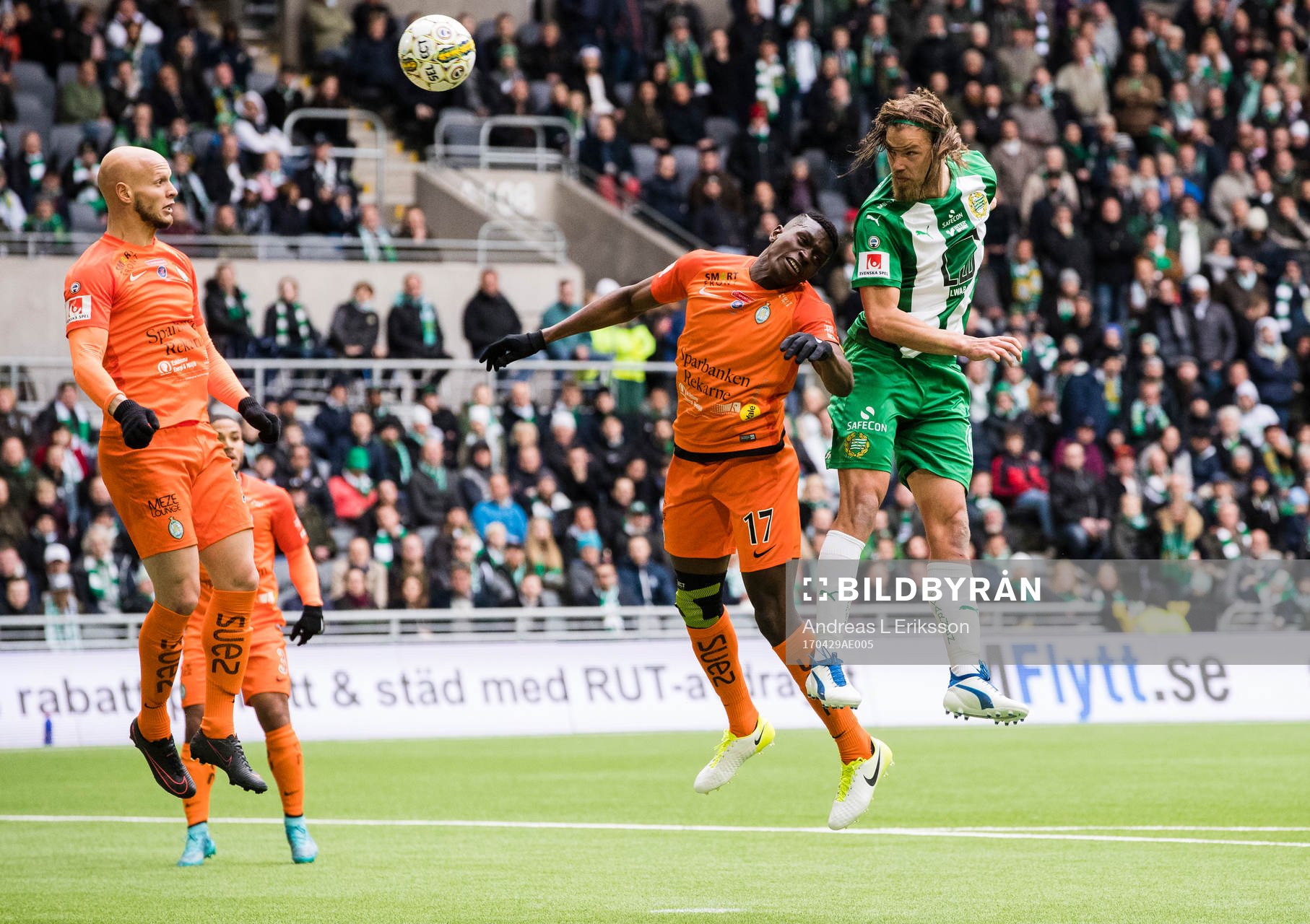 AFC Eskilstunas Bun-Dawda Sowe och Hammarbys Björn Paulsen