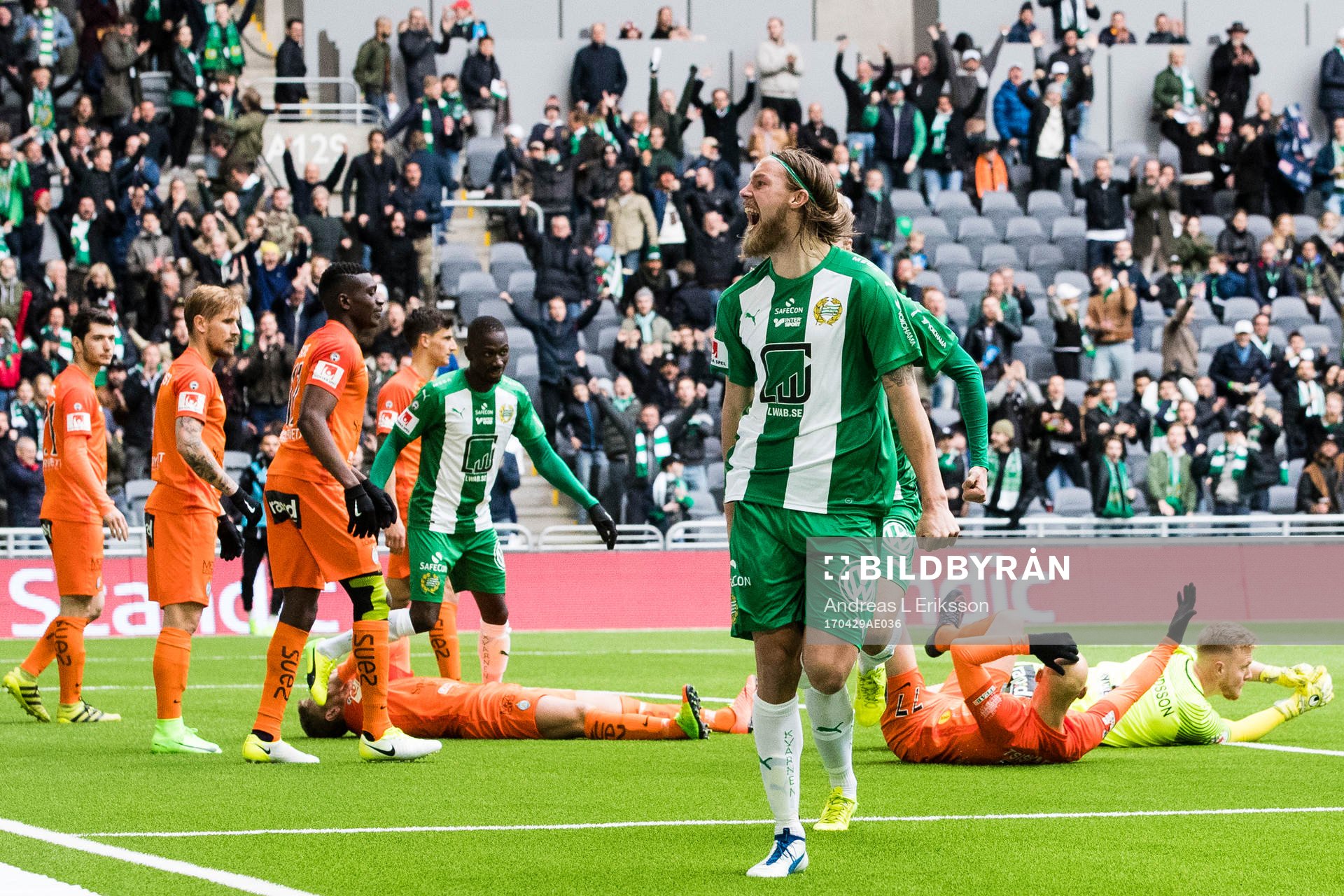 Hammarbys Björn Paulsen jublar