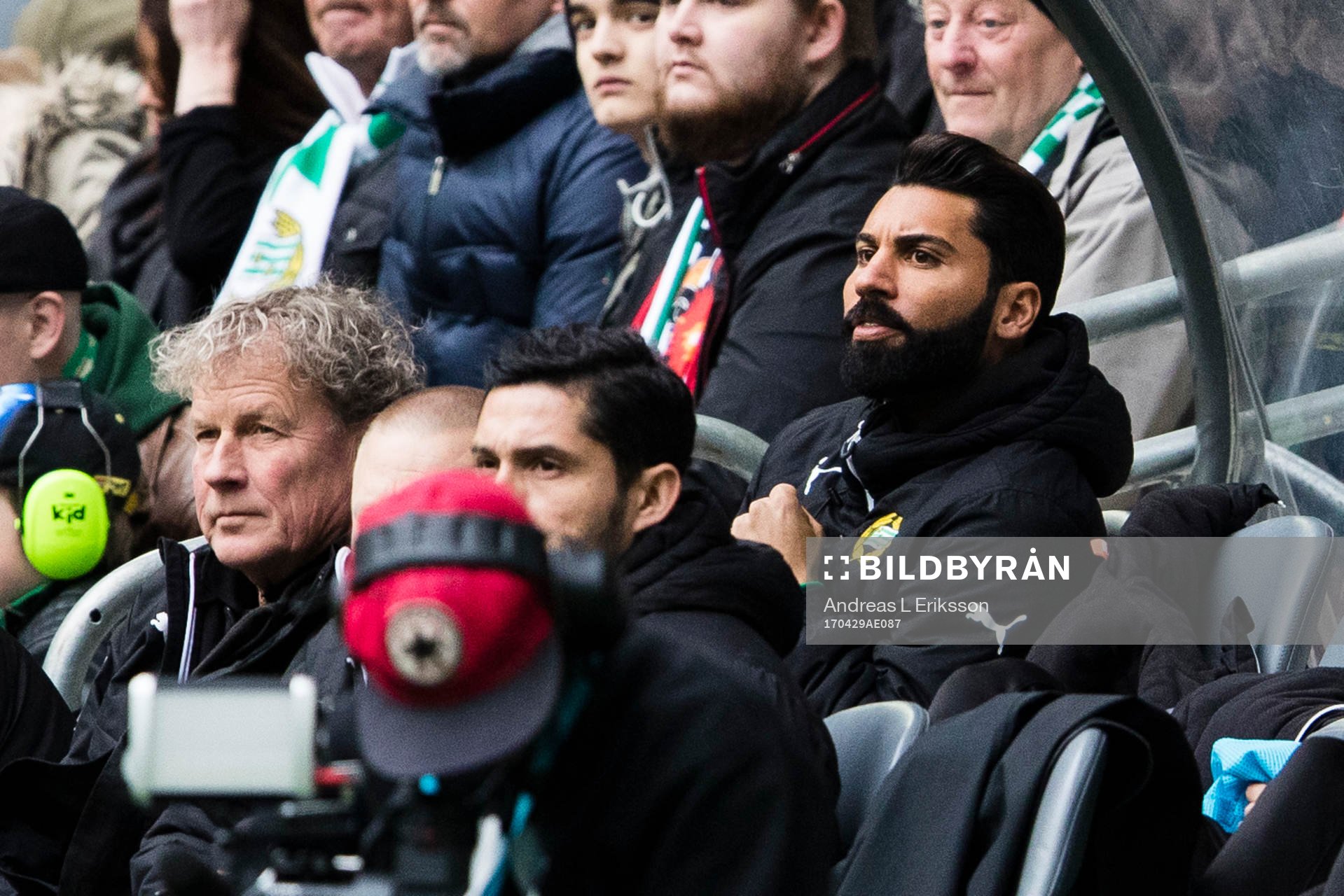 Hammarbys Stefan Batan på bänken