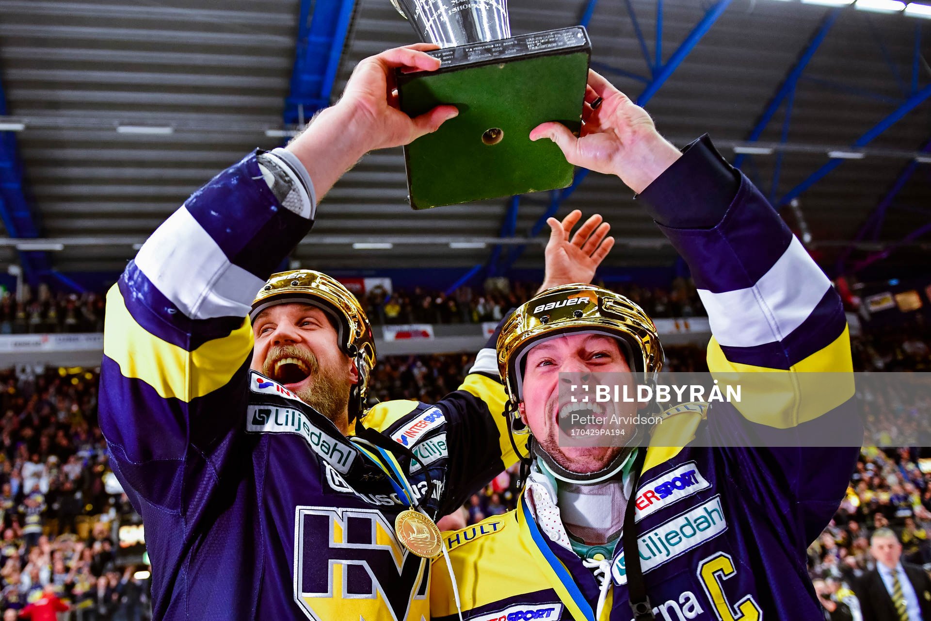 s Martin Thörnberg och Chris Abbott  jublar