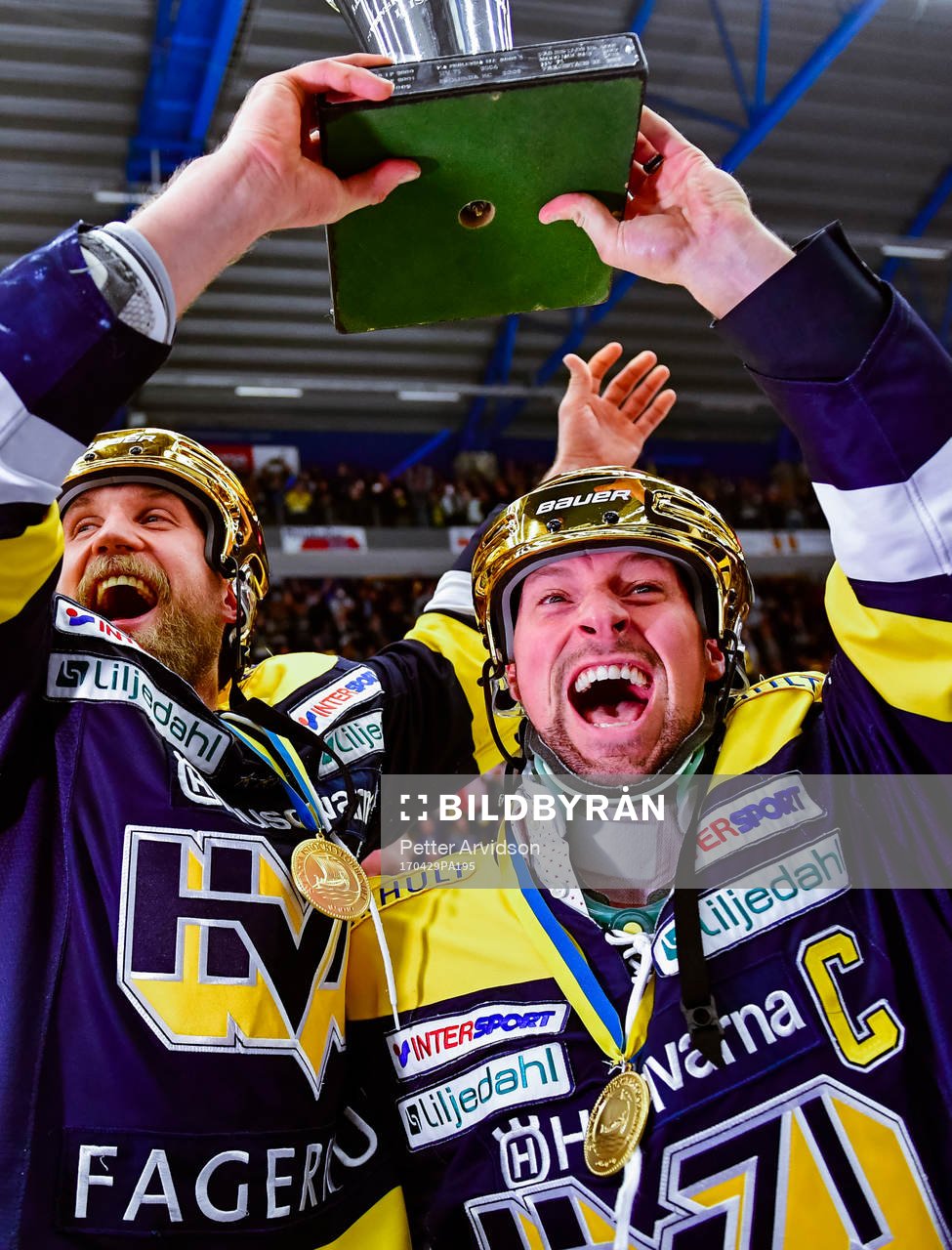 s Martin Thörnberg och Chris Abbott  jublar