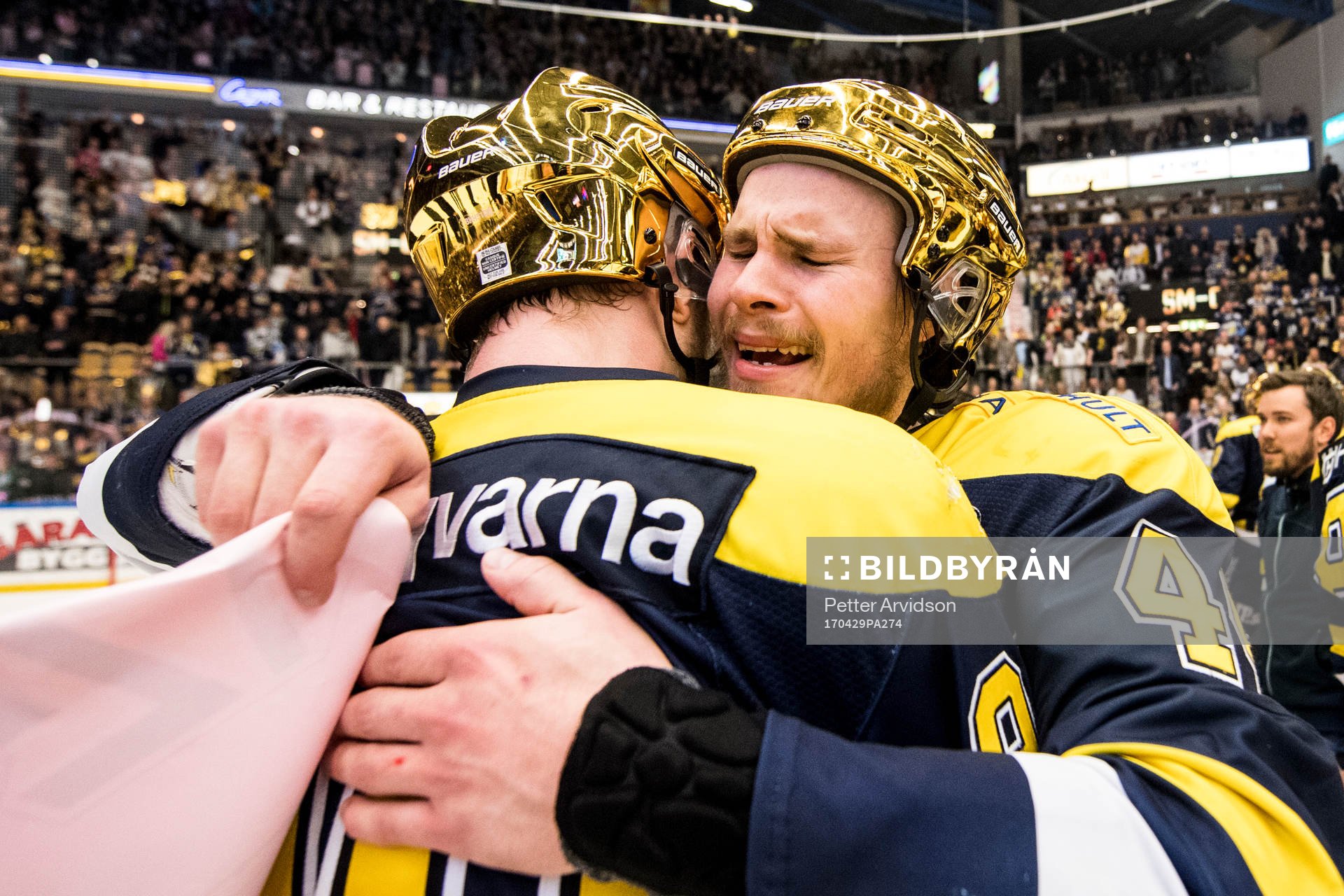 s Mikko Lehtonen jublar