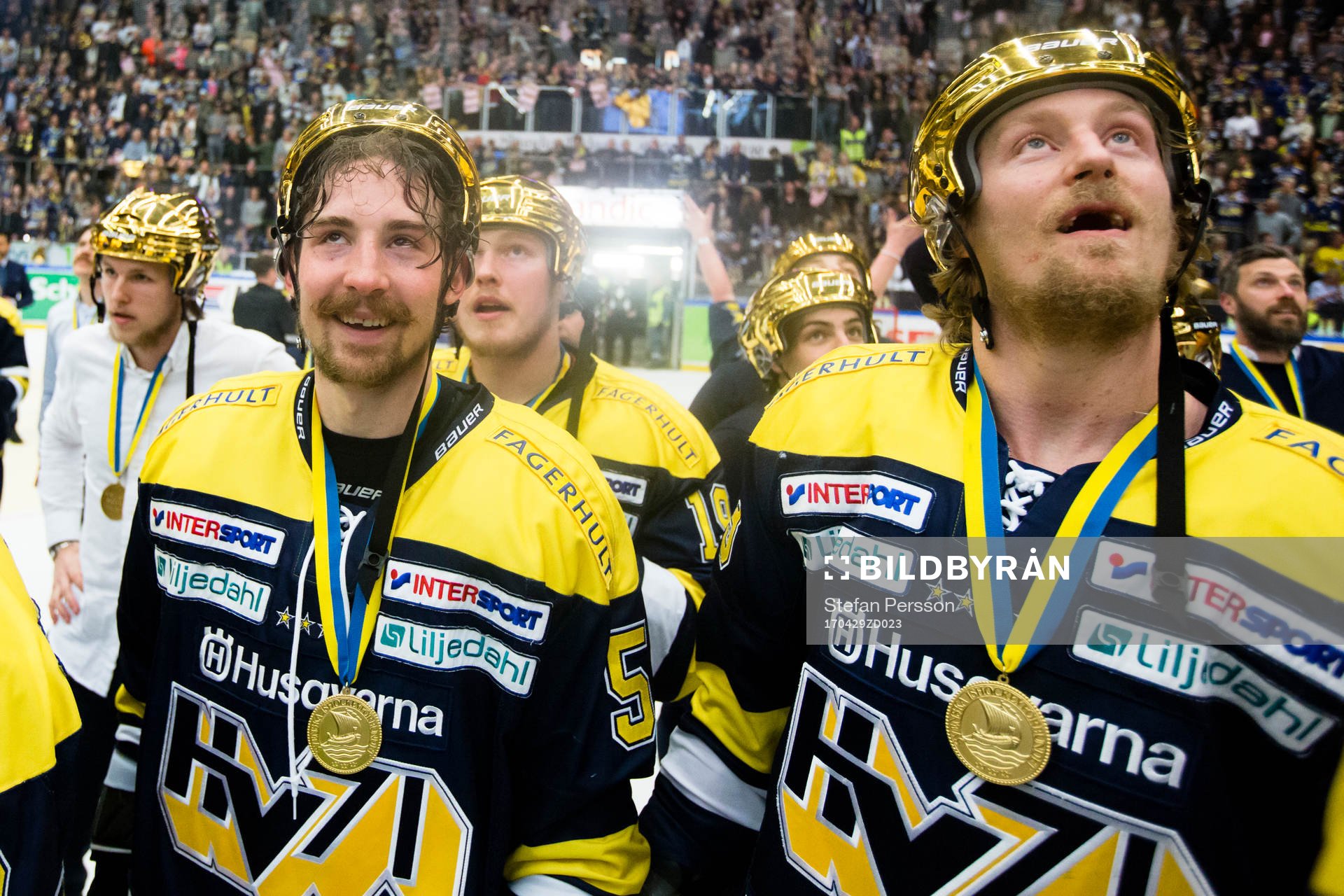 s Adam Almquist och Oscar Sundh