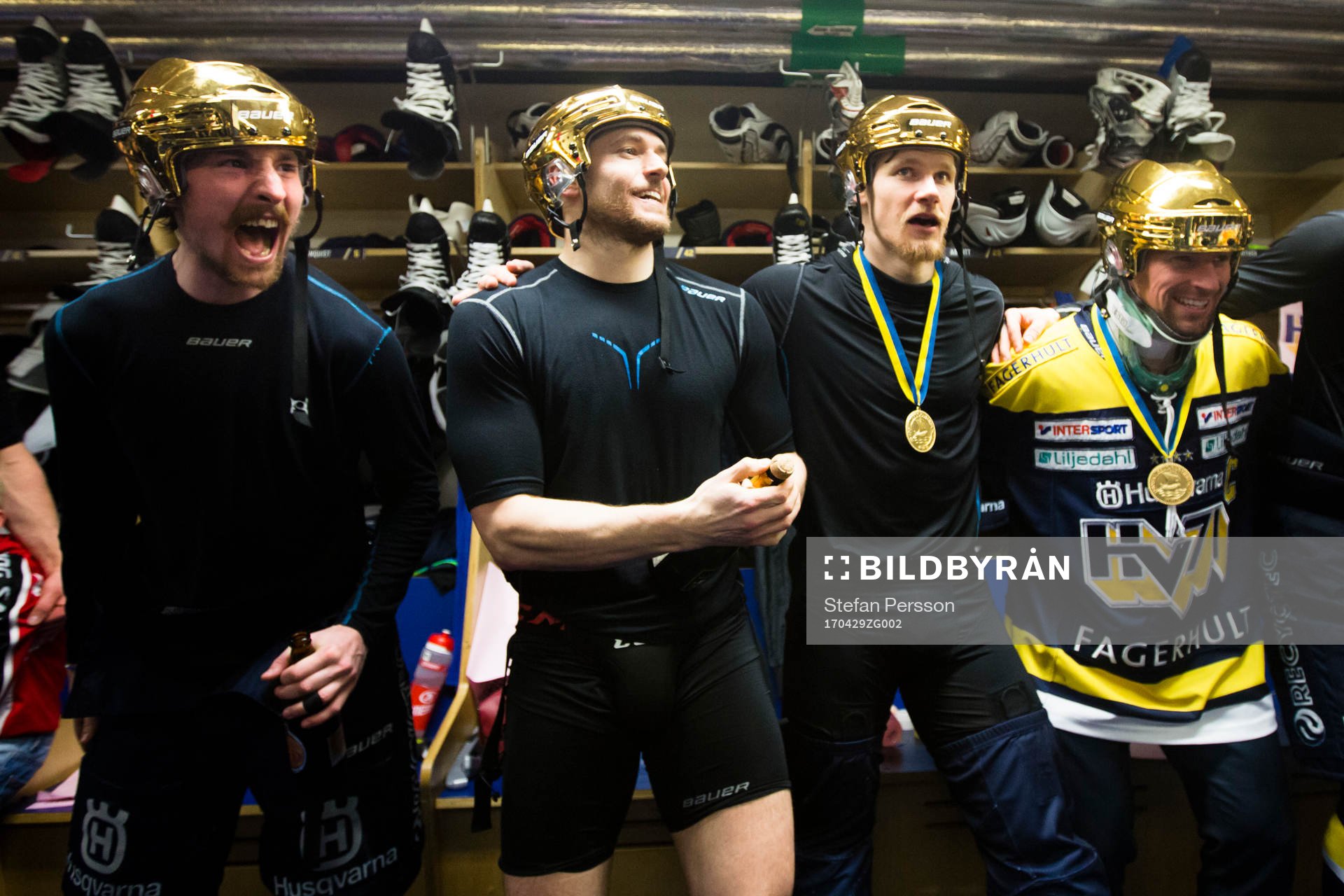 s Adam Almquist, Dylan Reese, Simon Önerud och Chris