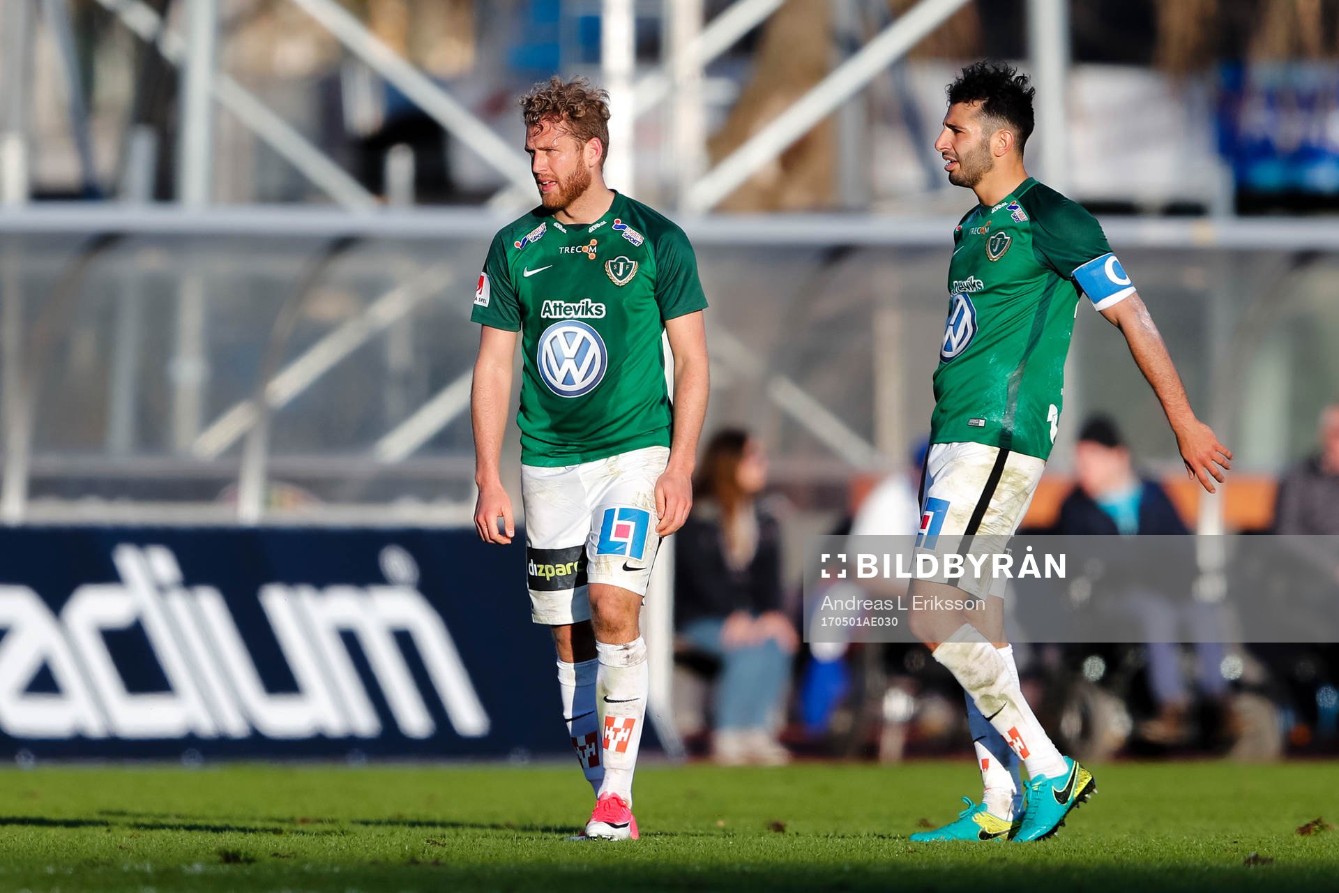 Jönköpings Stefan Karlsson och André Calisir deppar