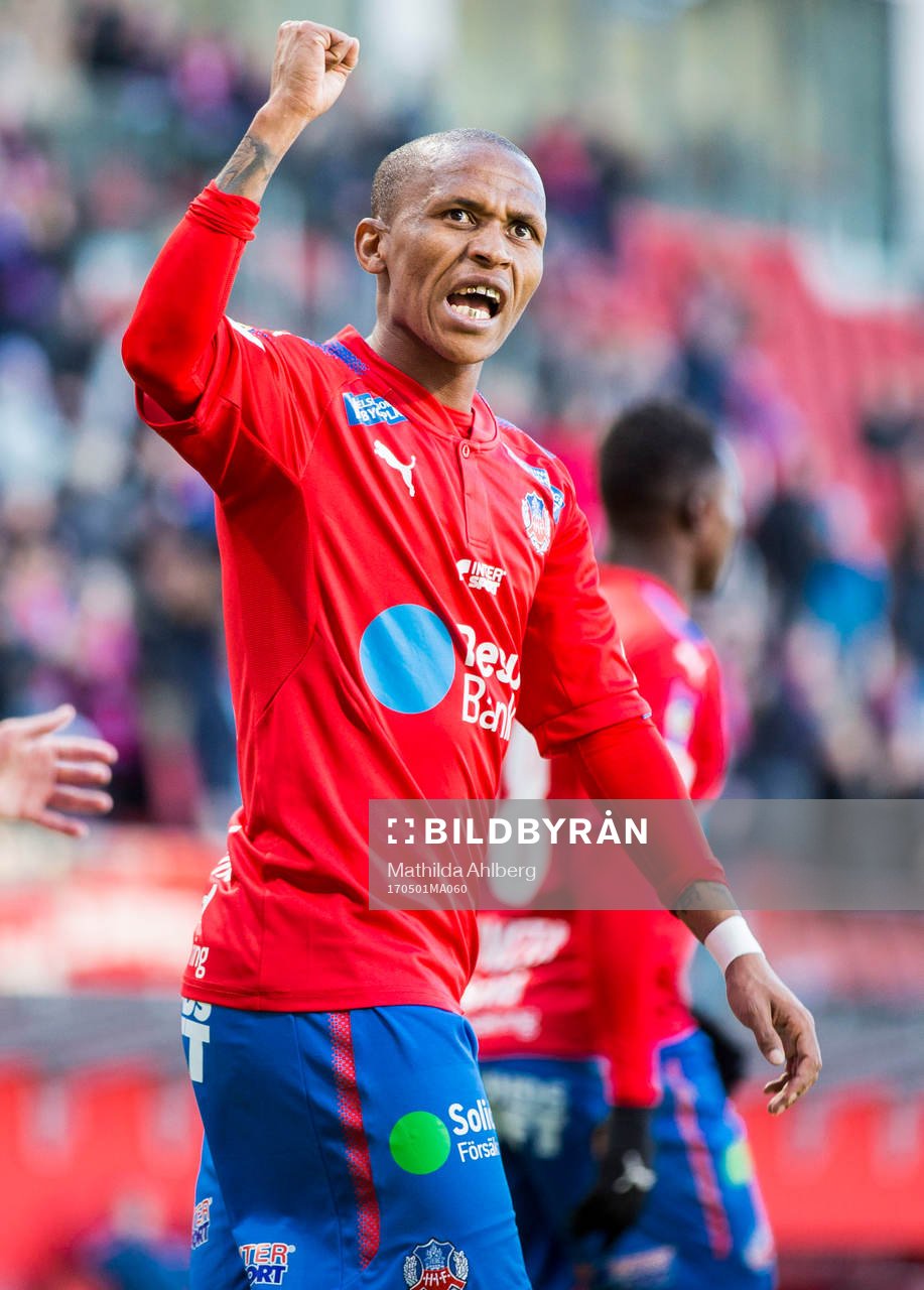 Helsingborgs Bradley Surprise Ralani jublar