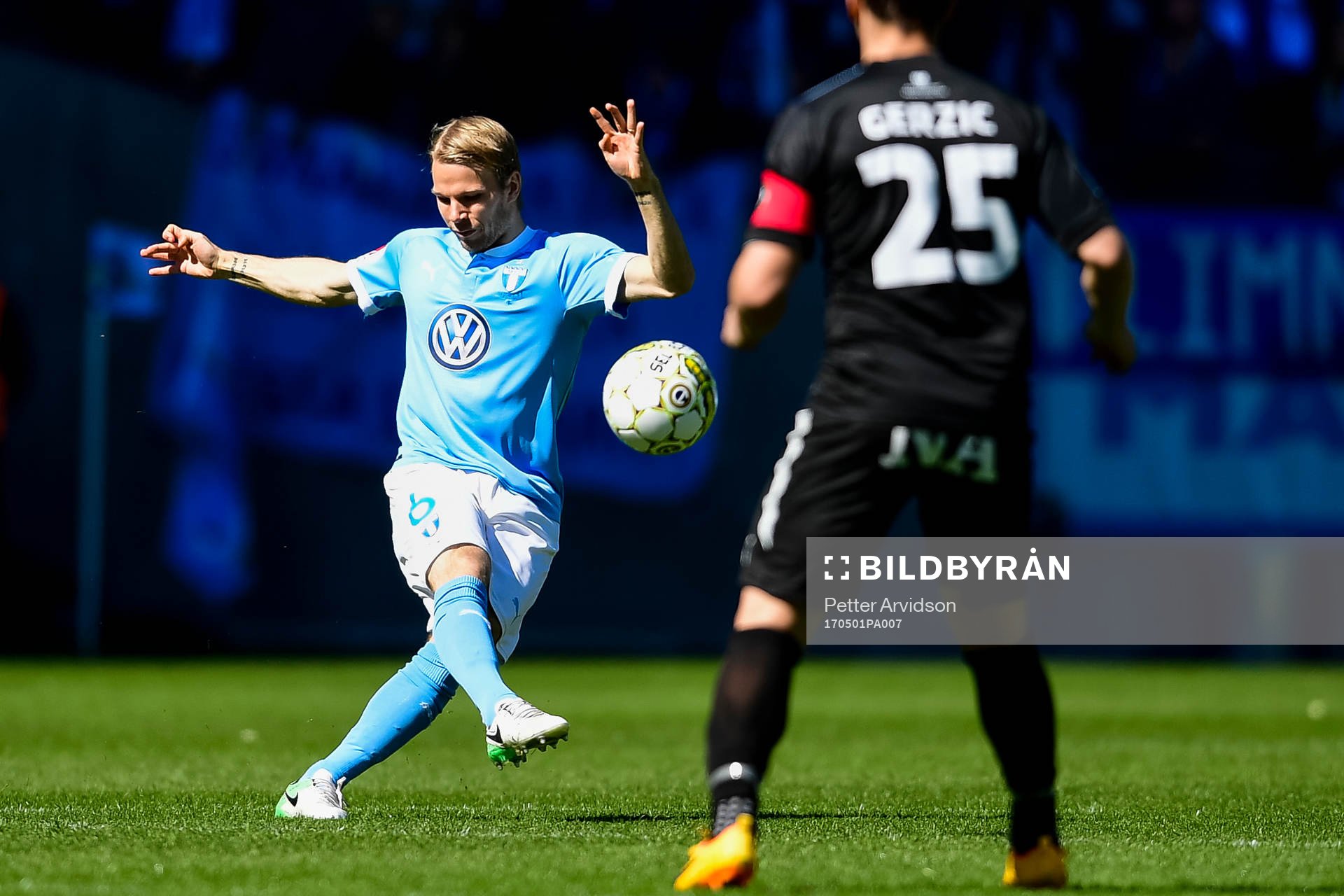 Malmö FFs Oscar Lewicki
