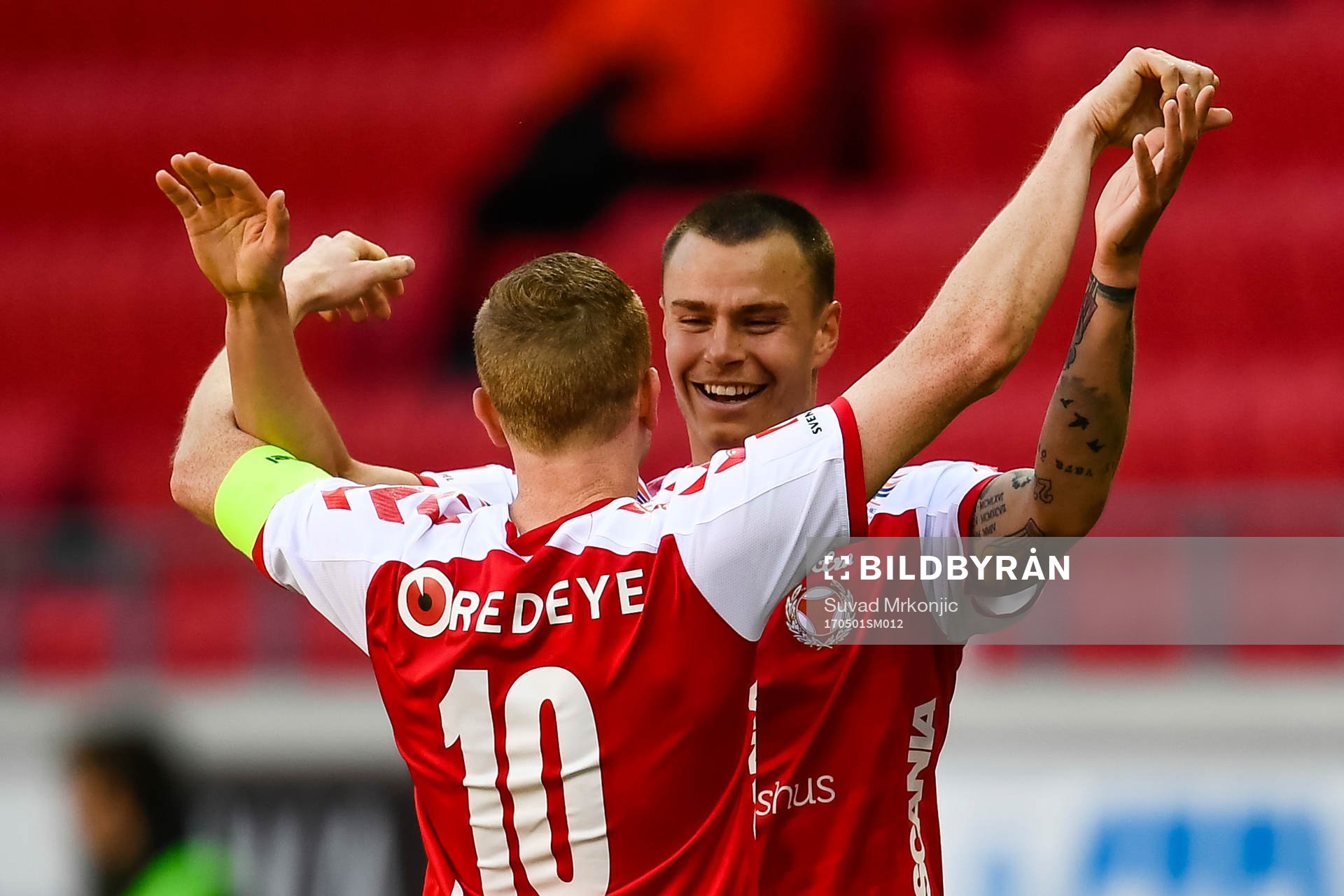 Kalmars Melker Hallberg och Tobias Eriksson  jublar