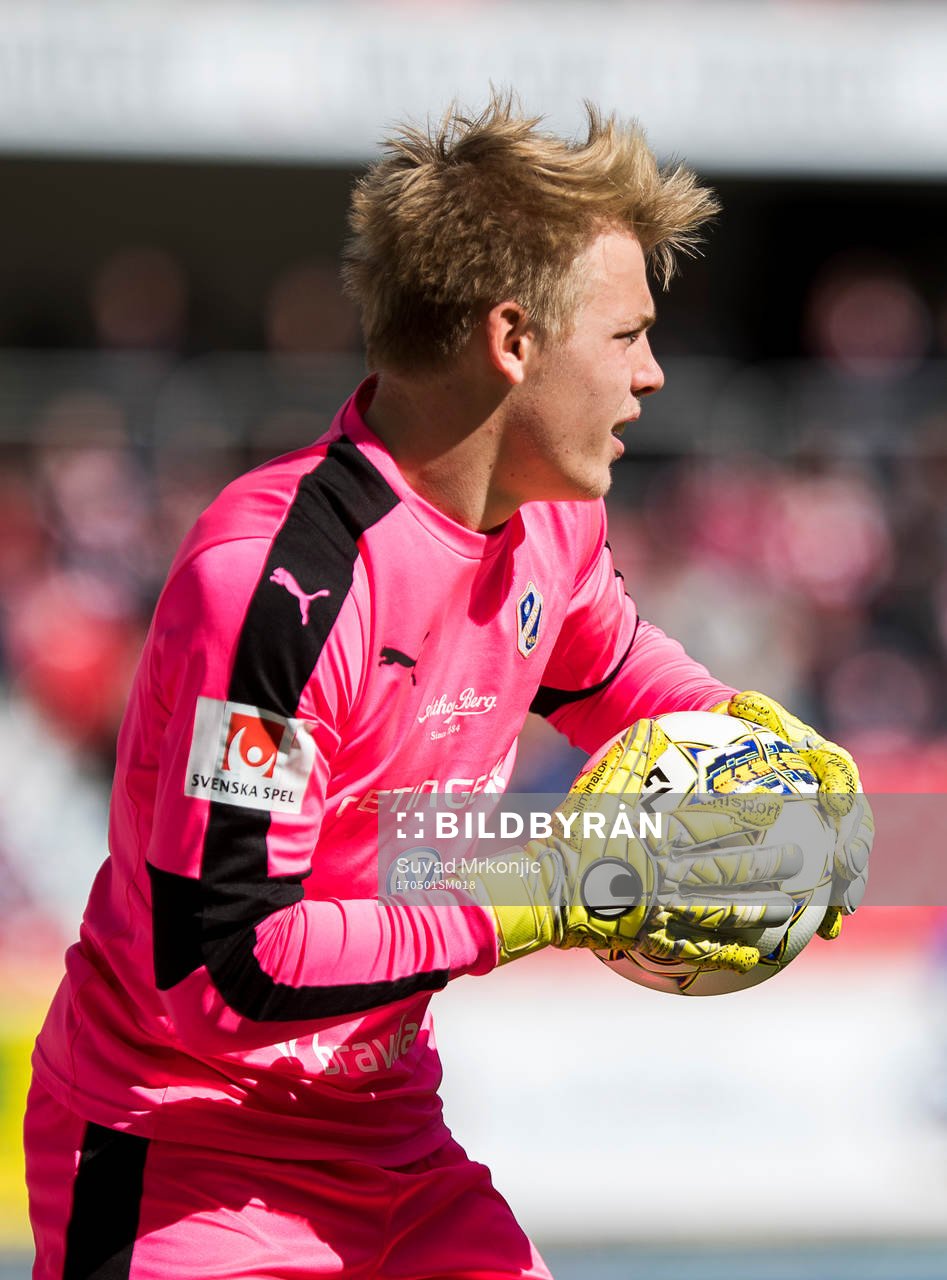 Halmstads målvakt Isak Pettersson
