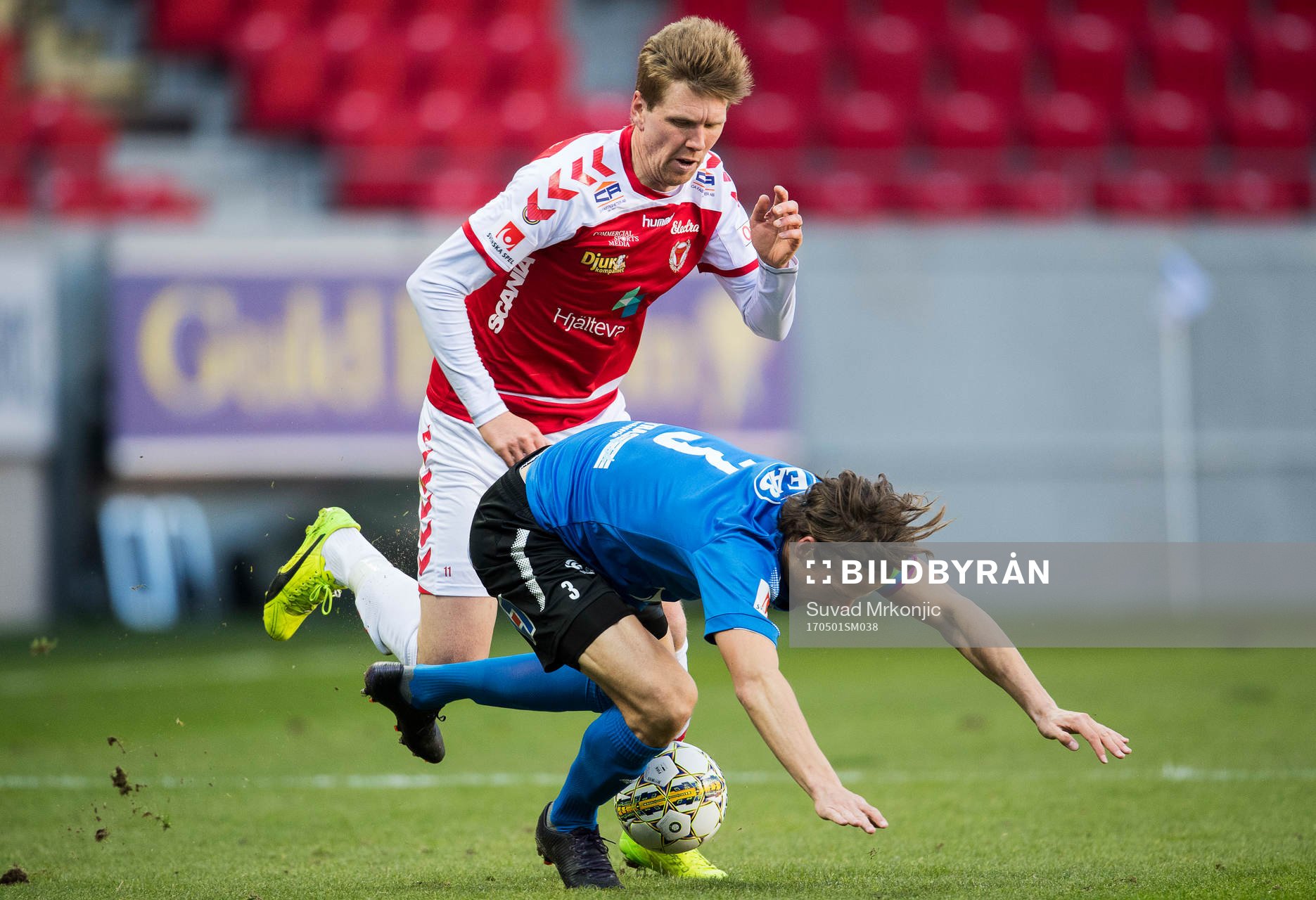 Kalmars David Elm och Halmstads Fredrik Liverstam