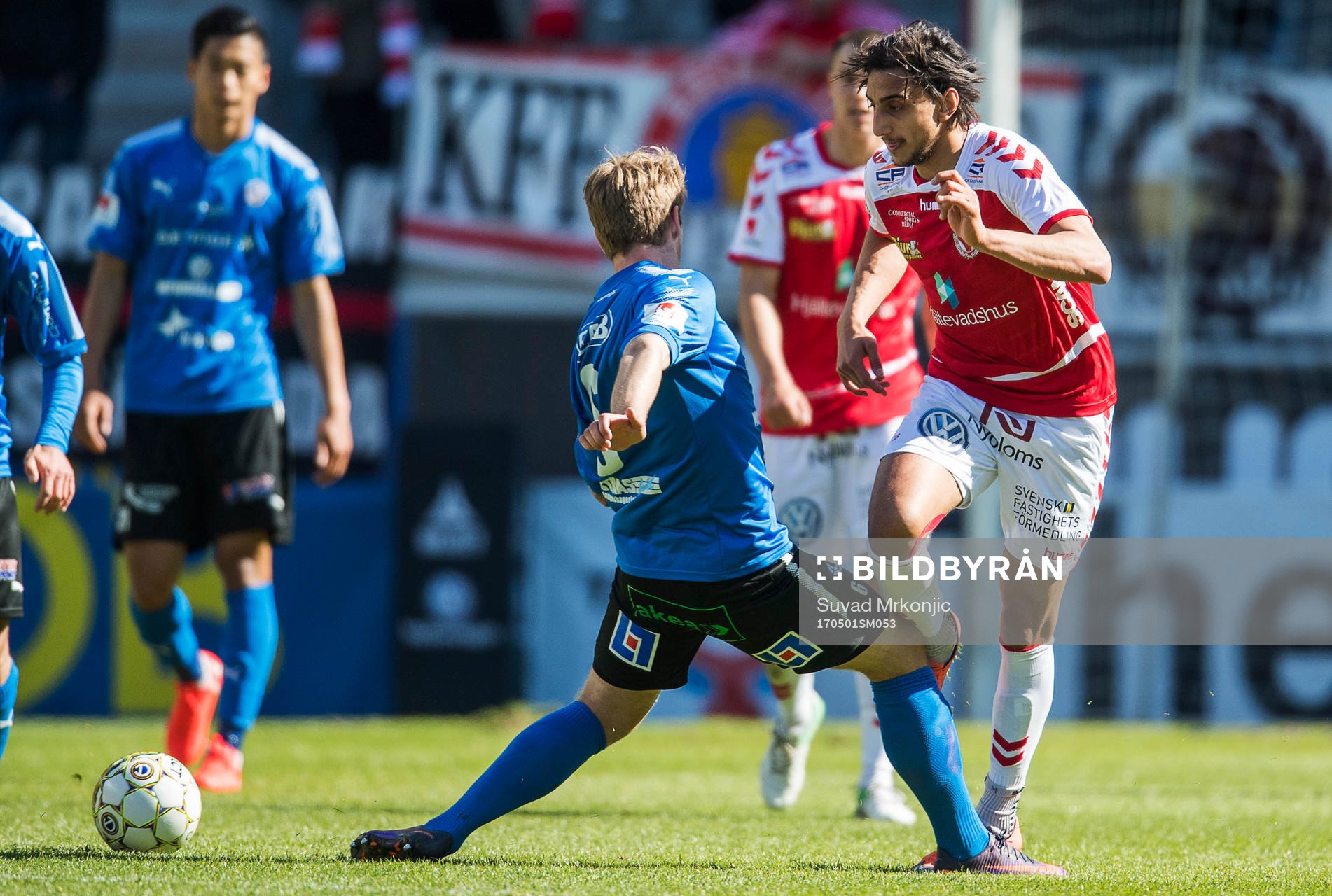 Kalmars Mahmoud Eid  och Halmstads Marcus Mathisen