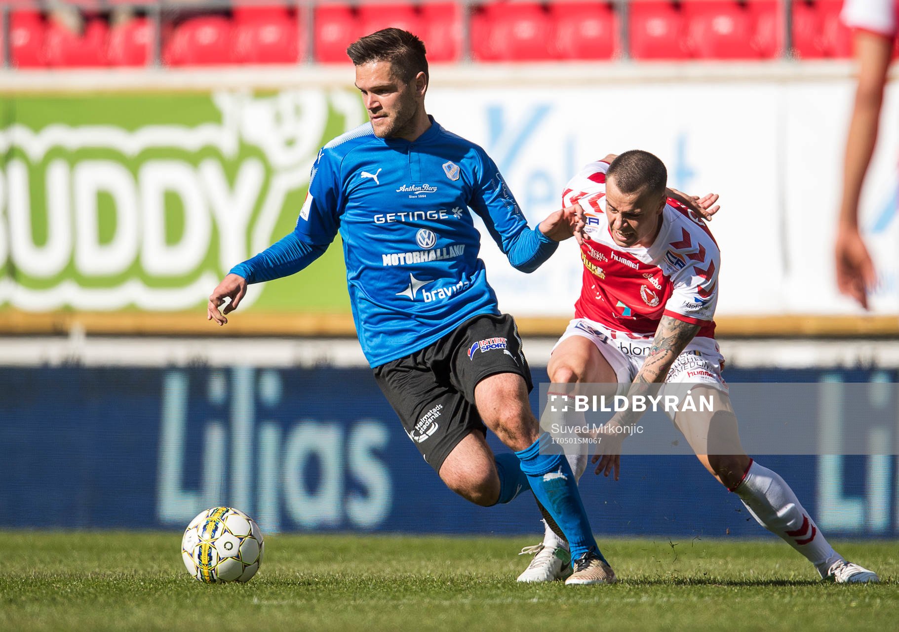 Kalmars Melker Hallberg och Halmstads Ivo Pekalski