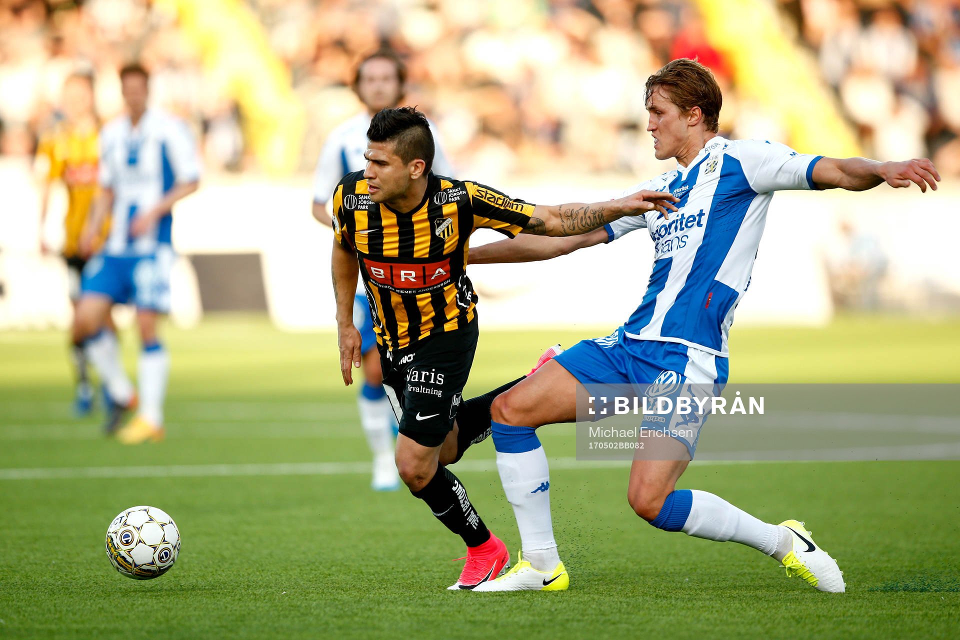 Häckens Paulinho och IFK Göteborgs Thomas Rogne