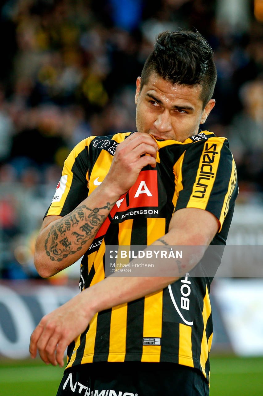 Häckens Paulinho jublar