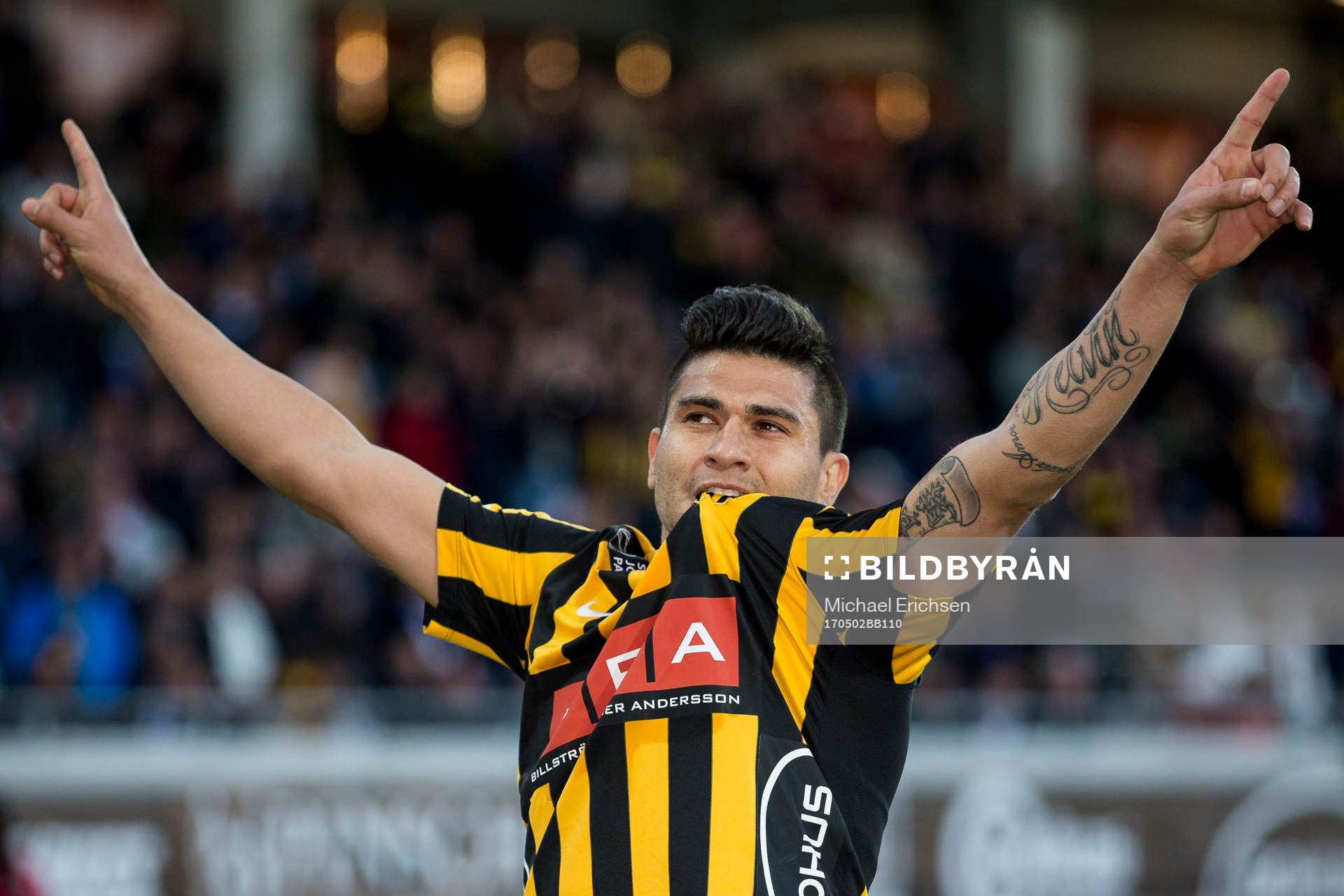 Häckens Paulinho jublar