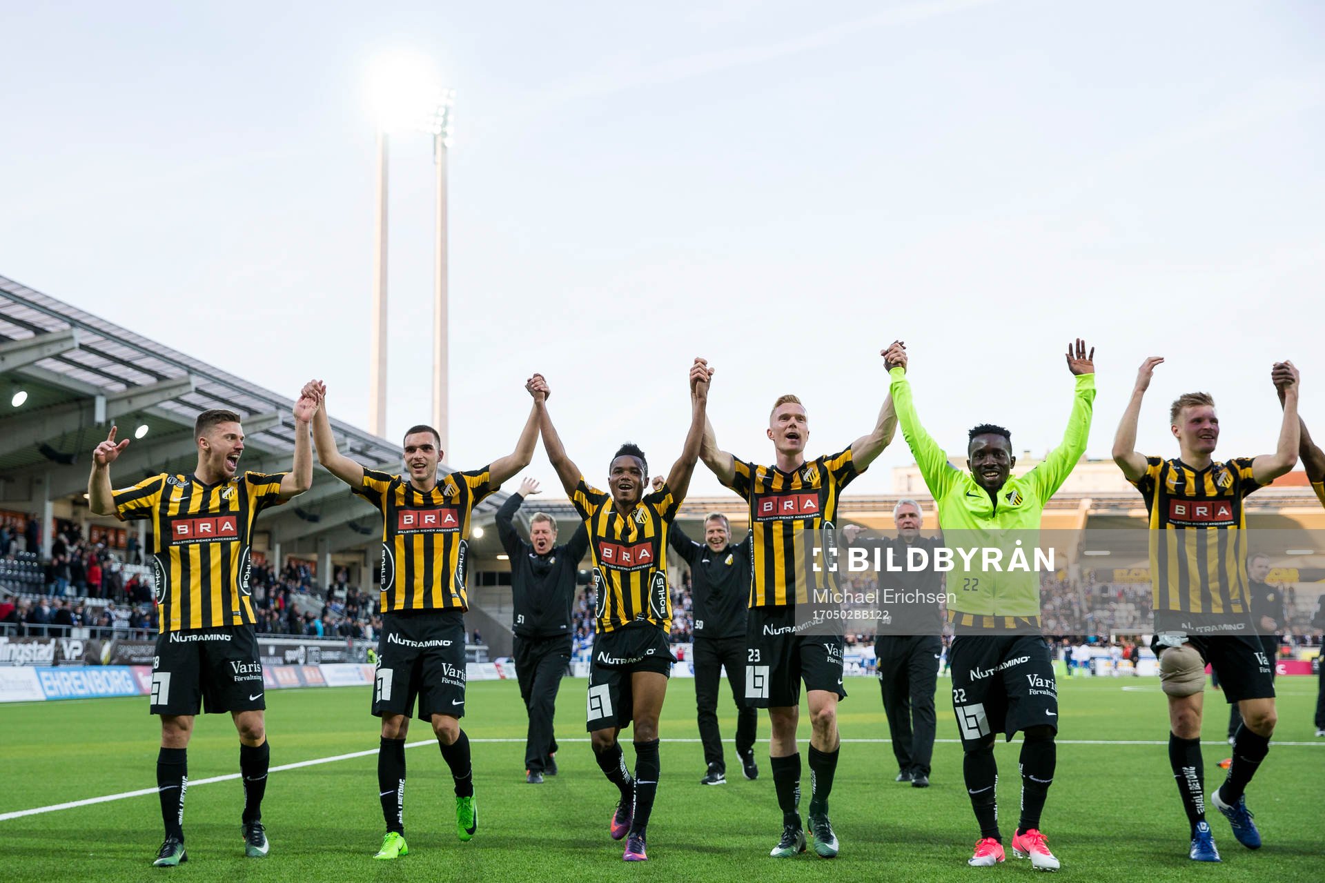 Häcken tackar publiken