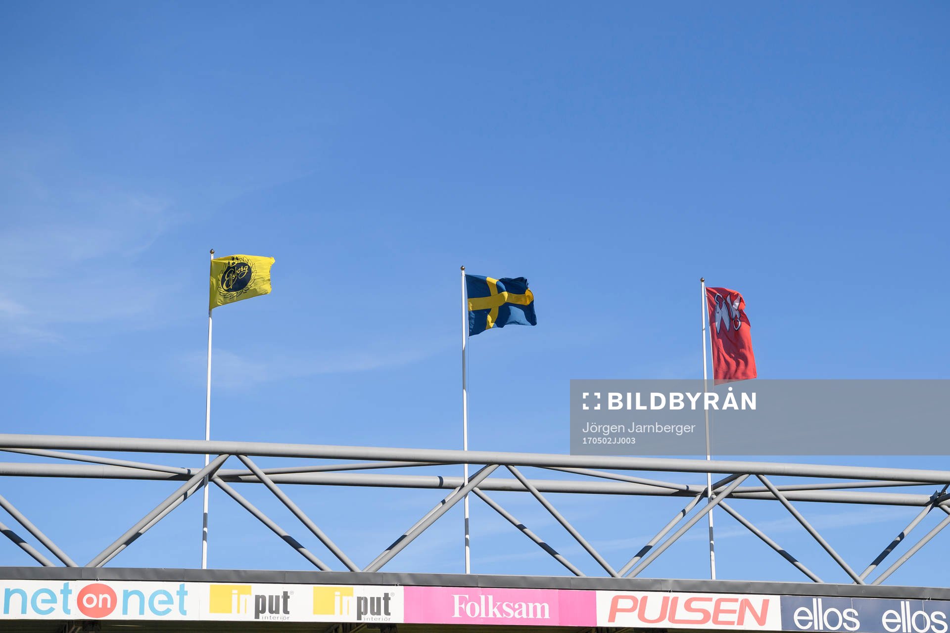 Flaggor på Borås arena