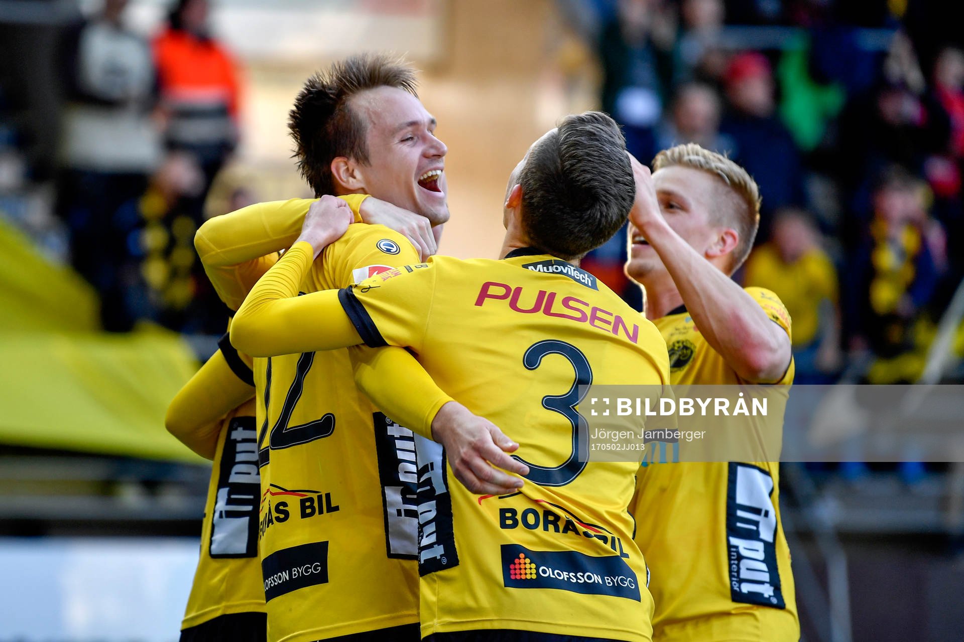 Elfsborgs Viktor Prodell jublar med lagkamrater