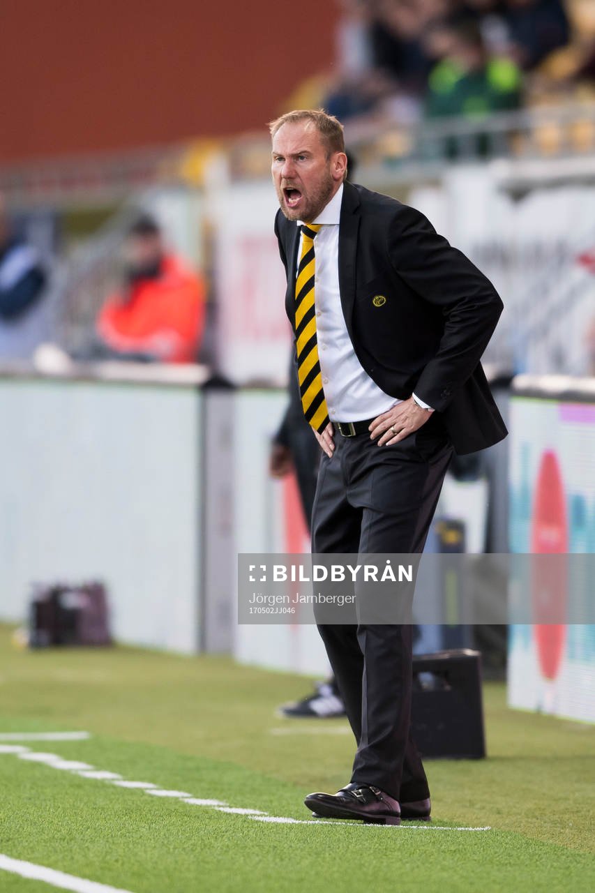 Elfsborgs manager Magnus Haglund reagerar
