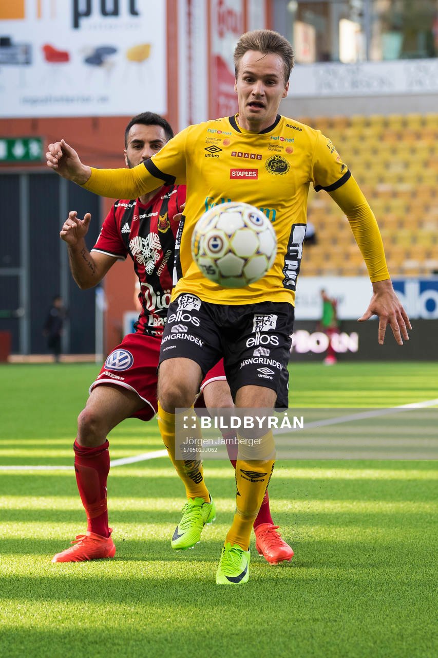 Elfsborgs Viktor Prodell och Östersunds Fouad Bachirou