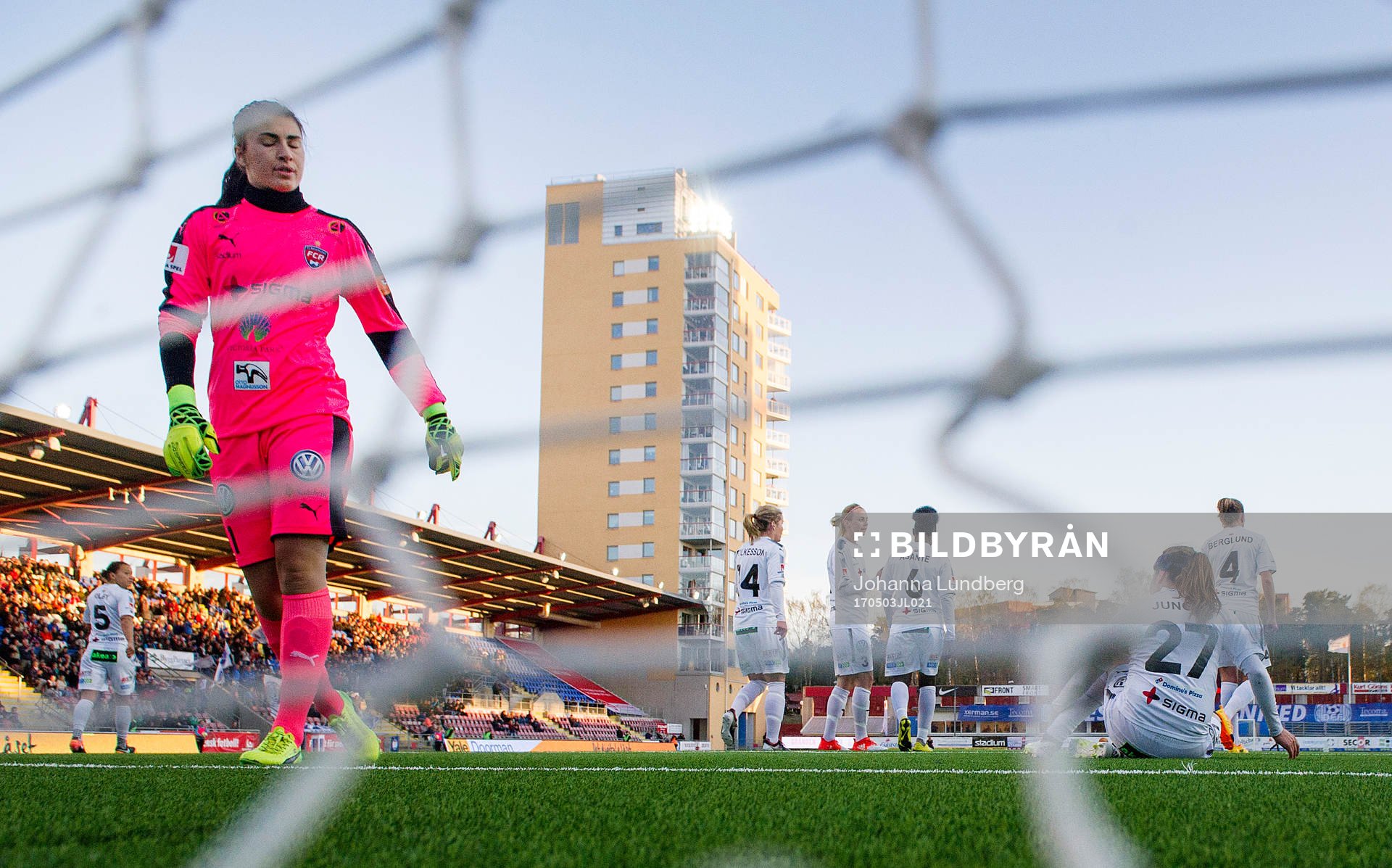 Rosengårds målvakt Zecira Musovic, Emma Berglund, Anita