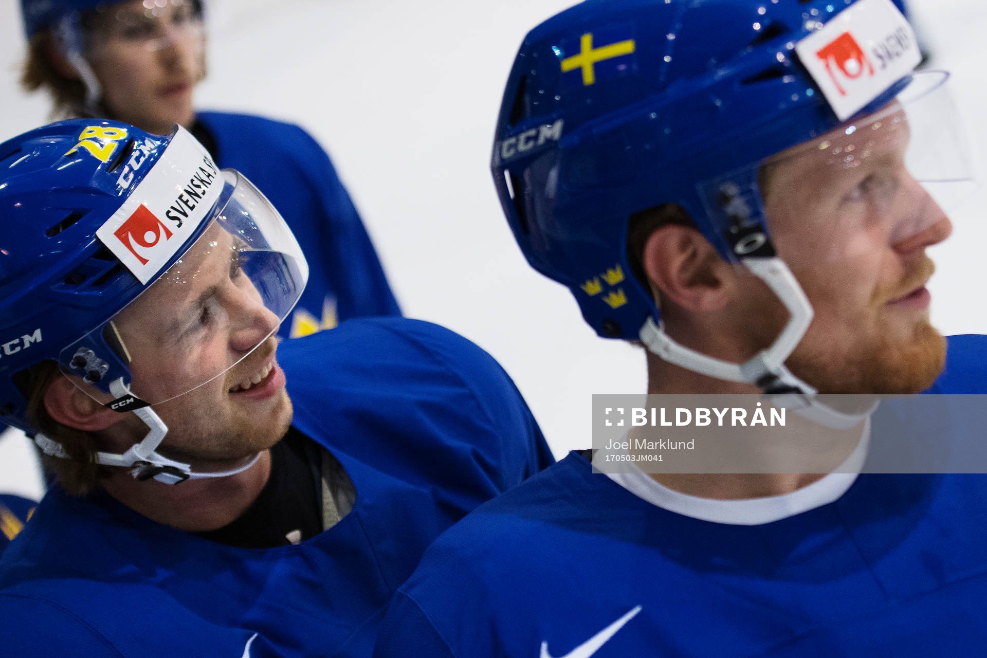 Elias Lindholm och Gabriel Landeskog