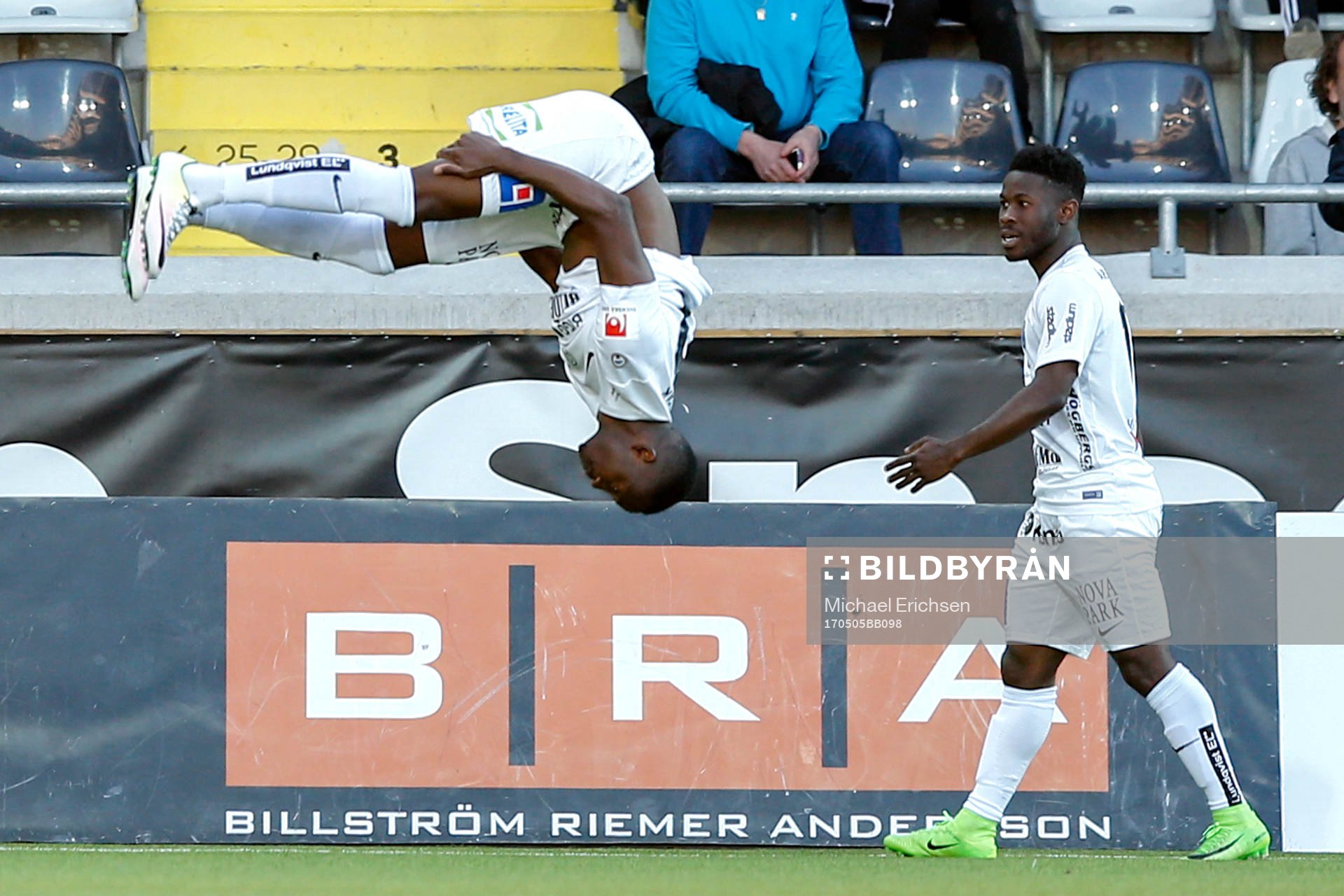 Sirius Moses Ogbu jublar