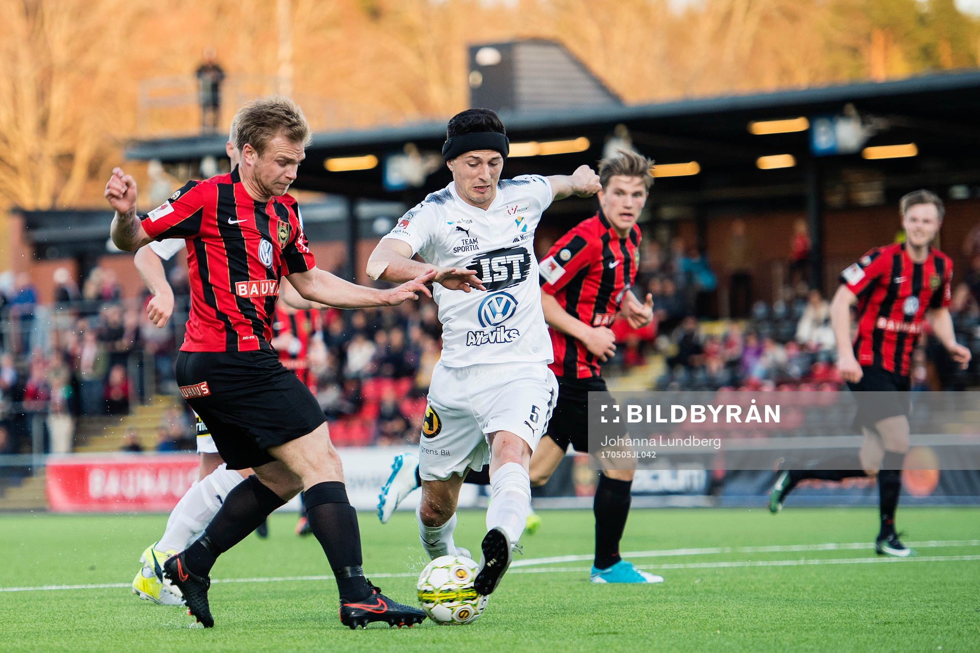 Brommapojkarnas Christopher Brandeborn mot Östers Elmin
