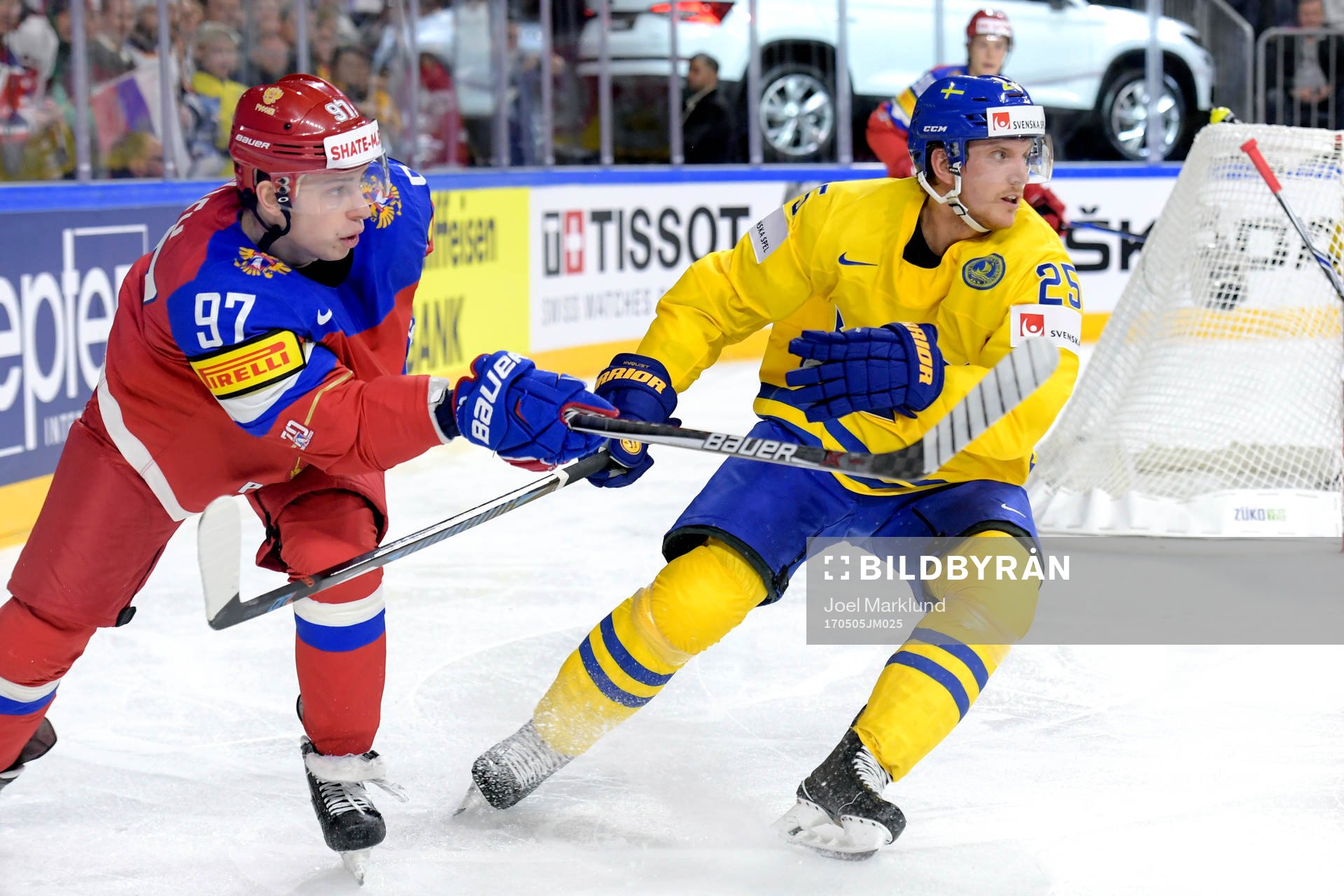 Rysslands Nikita Gusev och Sveriges Jonas Brodin