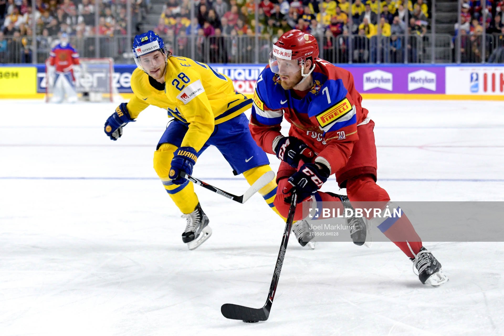 Sveriges Elias Lindholm och Rysslands Ivan Telegin