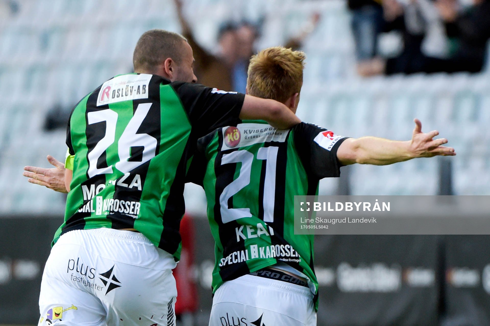 GAIS Malkolm Moenza och Dan Keat jublar
