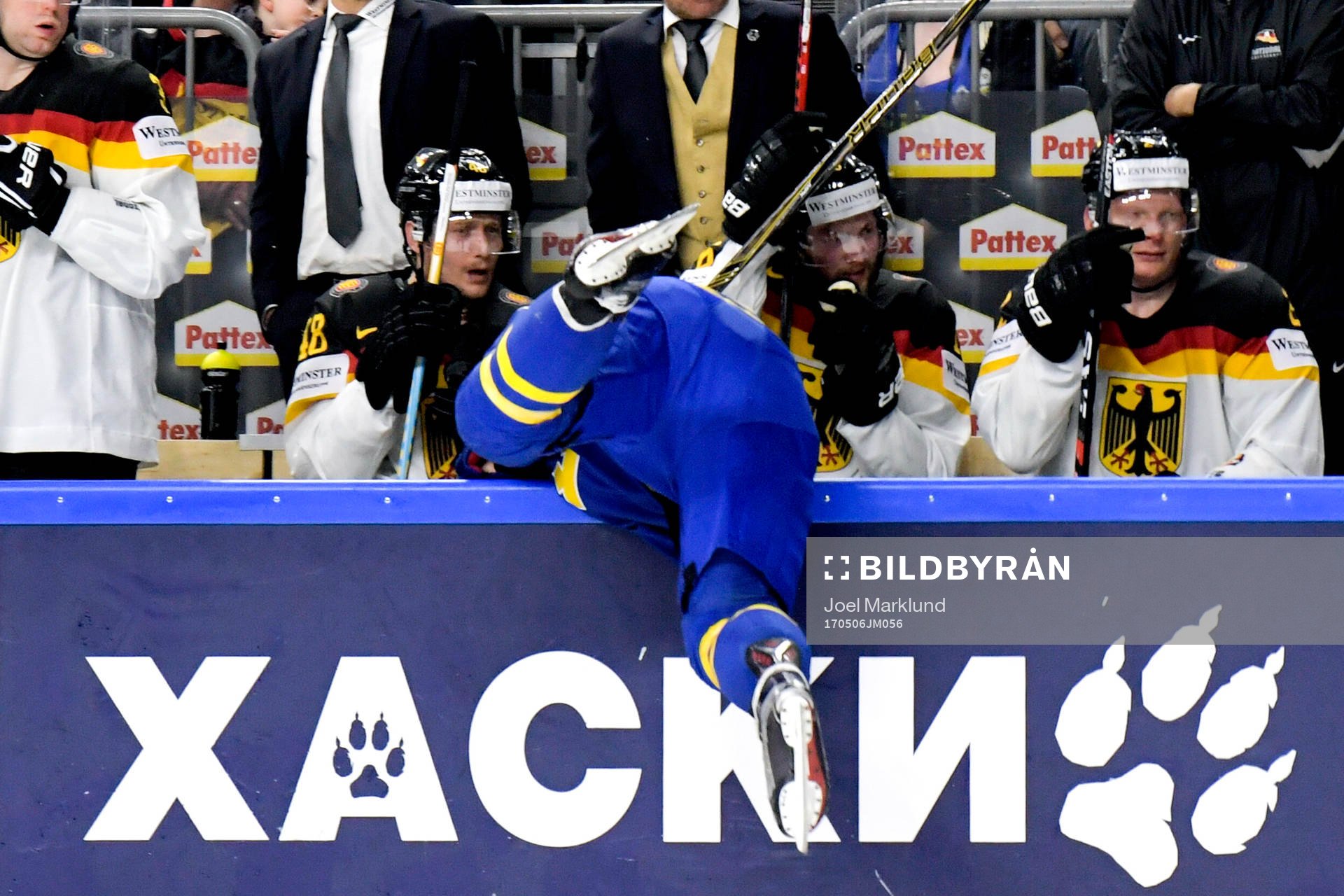 Sveriges Carl Söderberg flyger in i Tysklands bås