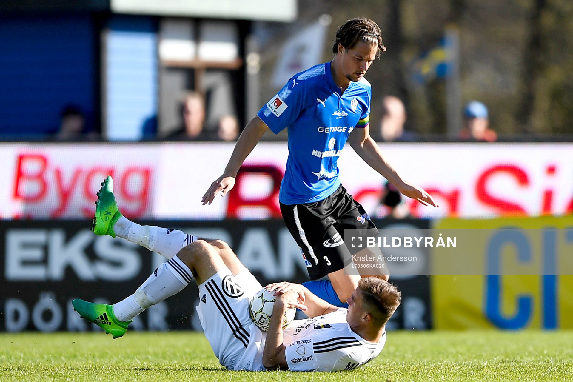 s Eero Markkanen och Halmstads Fredrik Liverstam