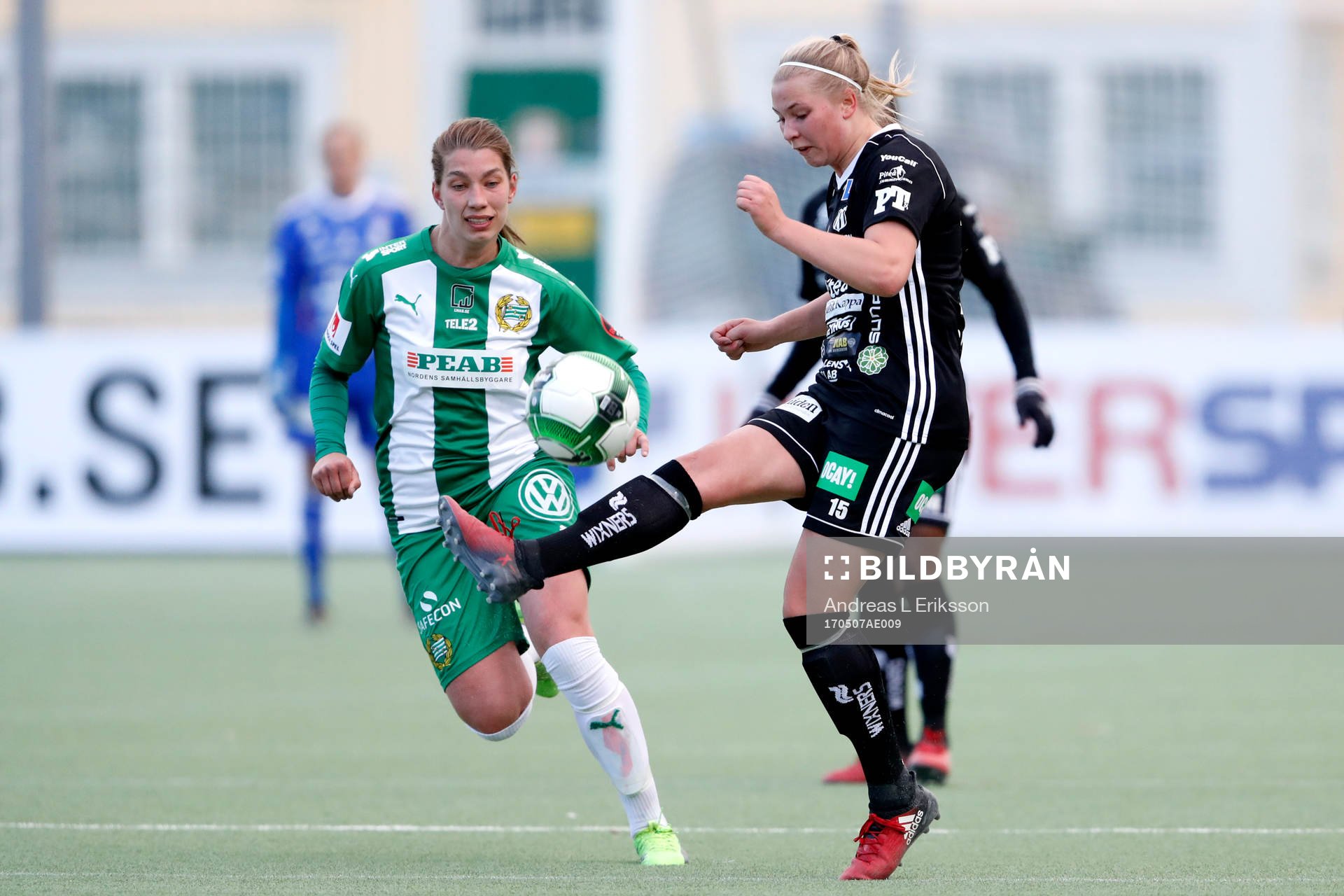 Piteås Ellen Löfqvist och Hammarbys Kajsa Sund
