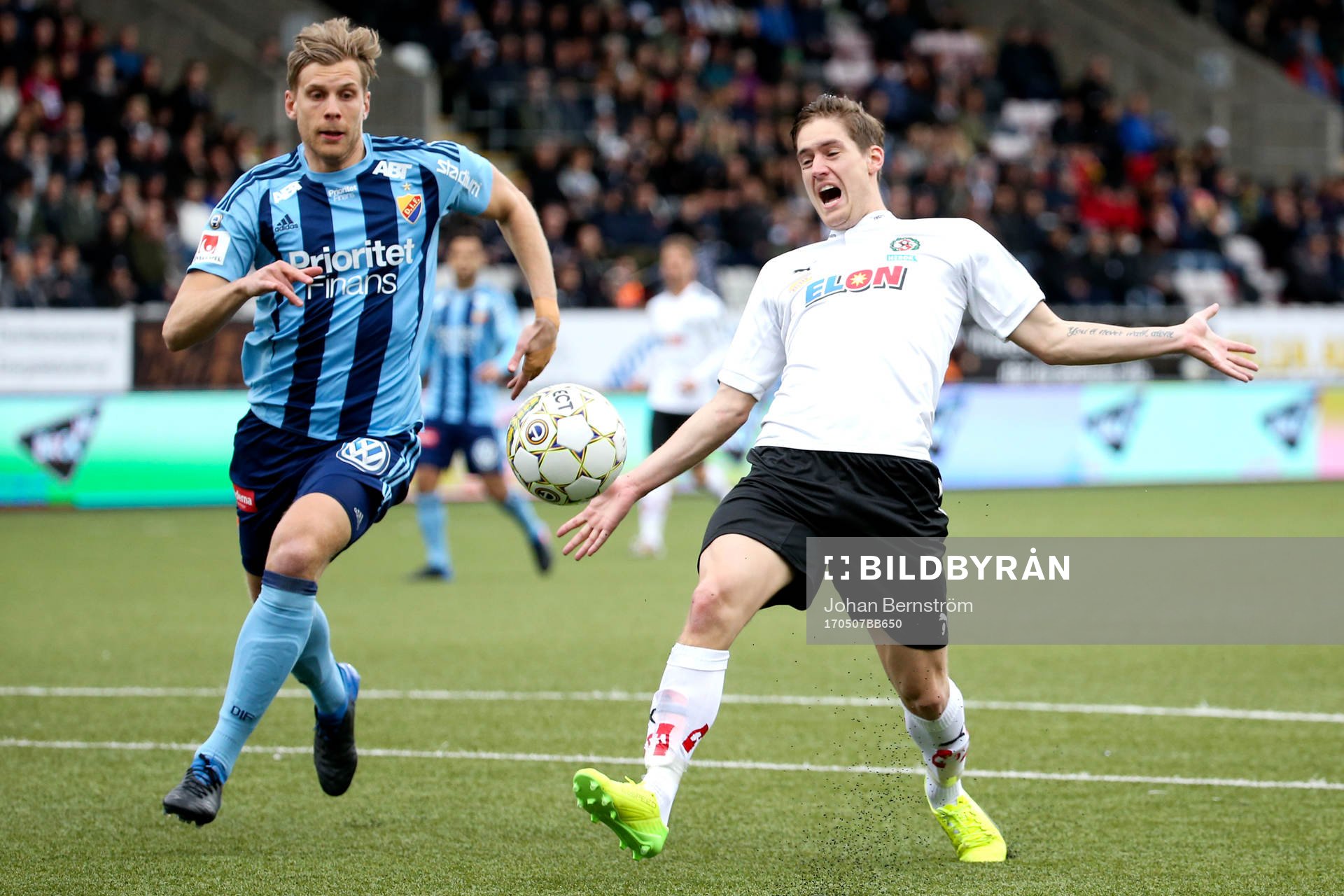 Djurgårdens Haris Radetinac och Örebros Martin Lorentzson
