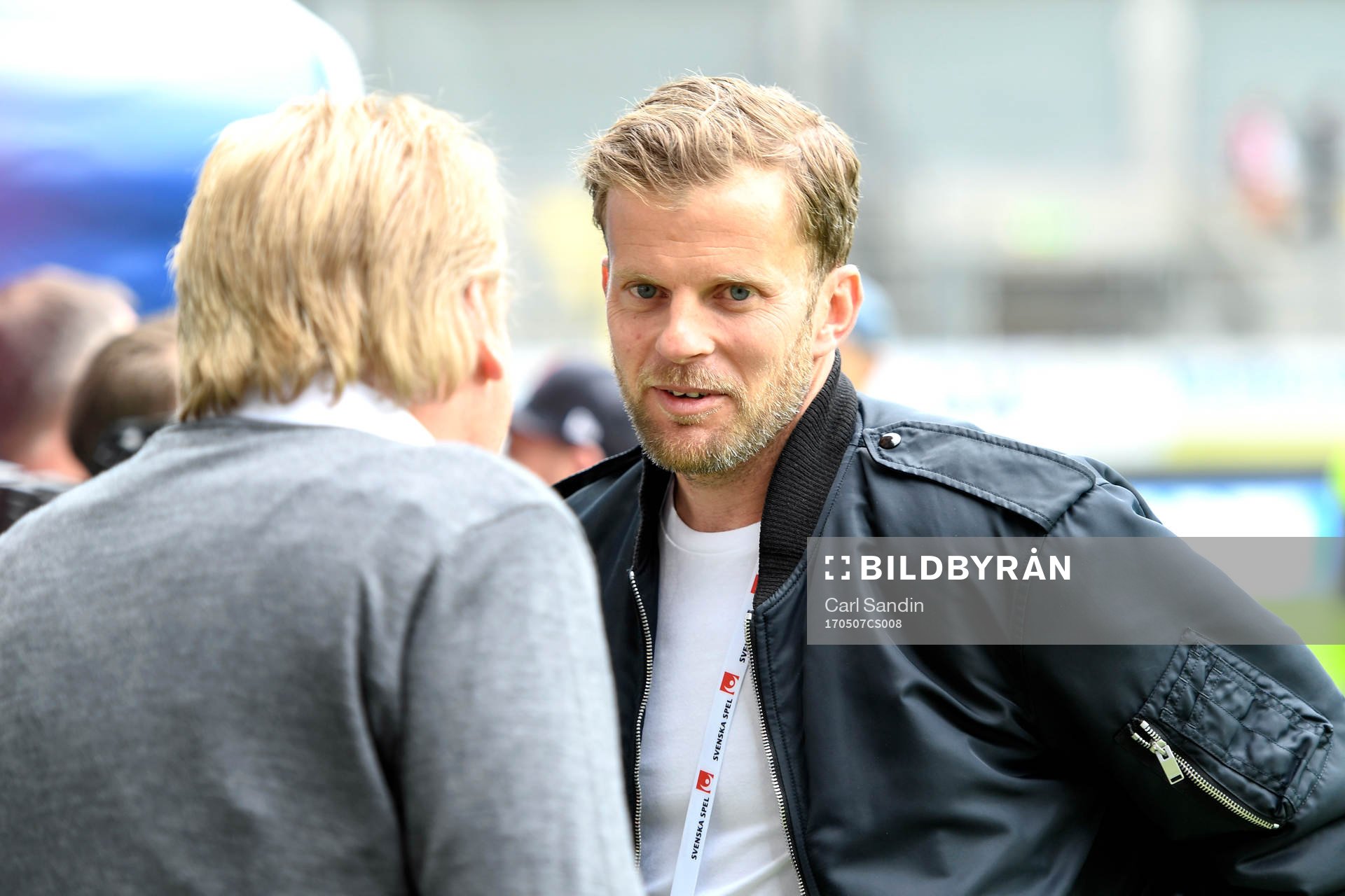 IFK Göteborgs tränare Jörgen Lennartsson pratar med